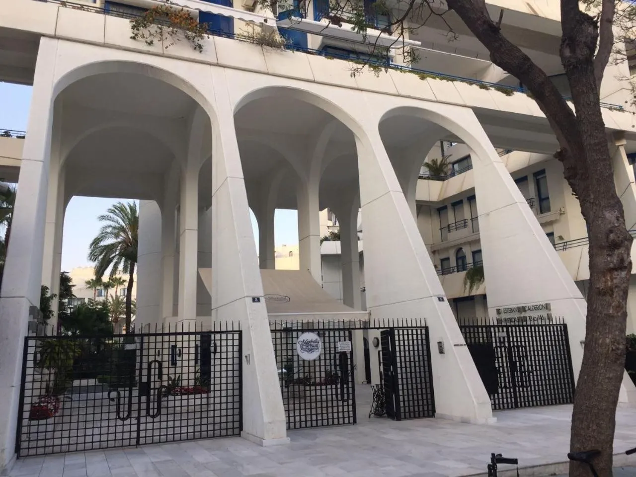 Property building in Marbella House Penthouse
