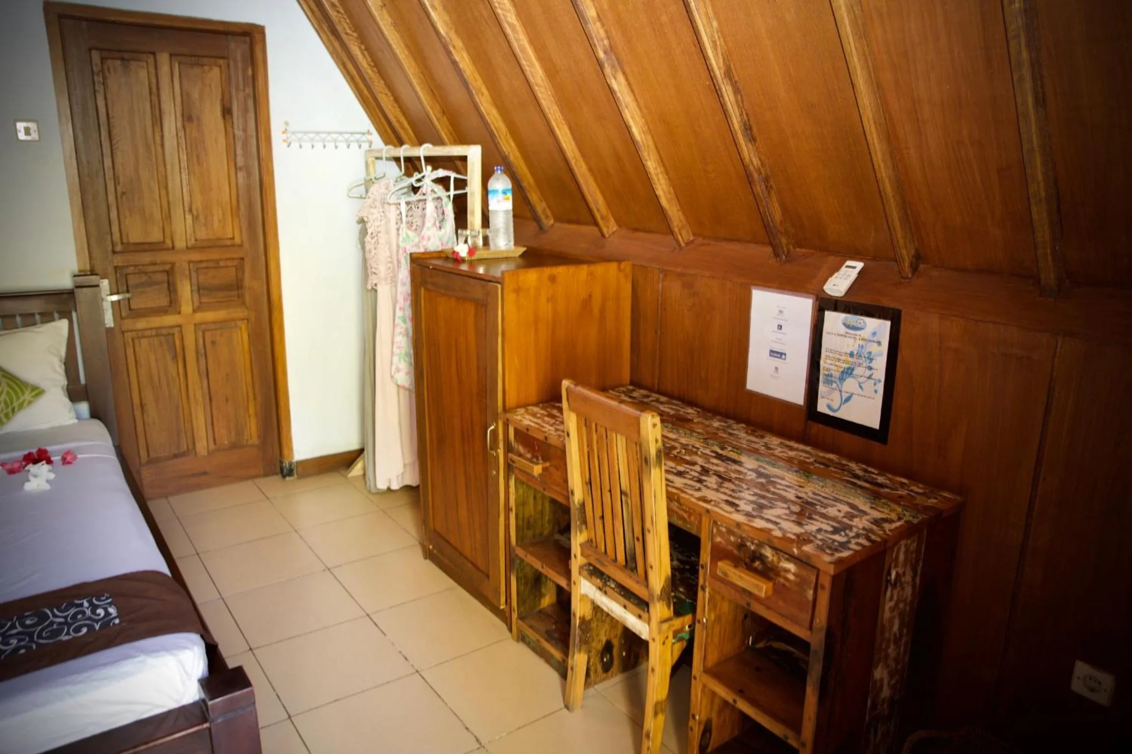 Bed in Lucy's Garden Hotel