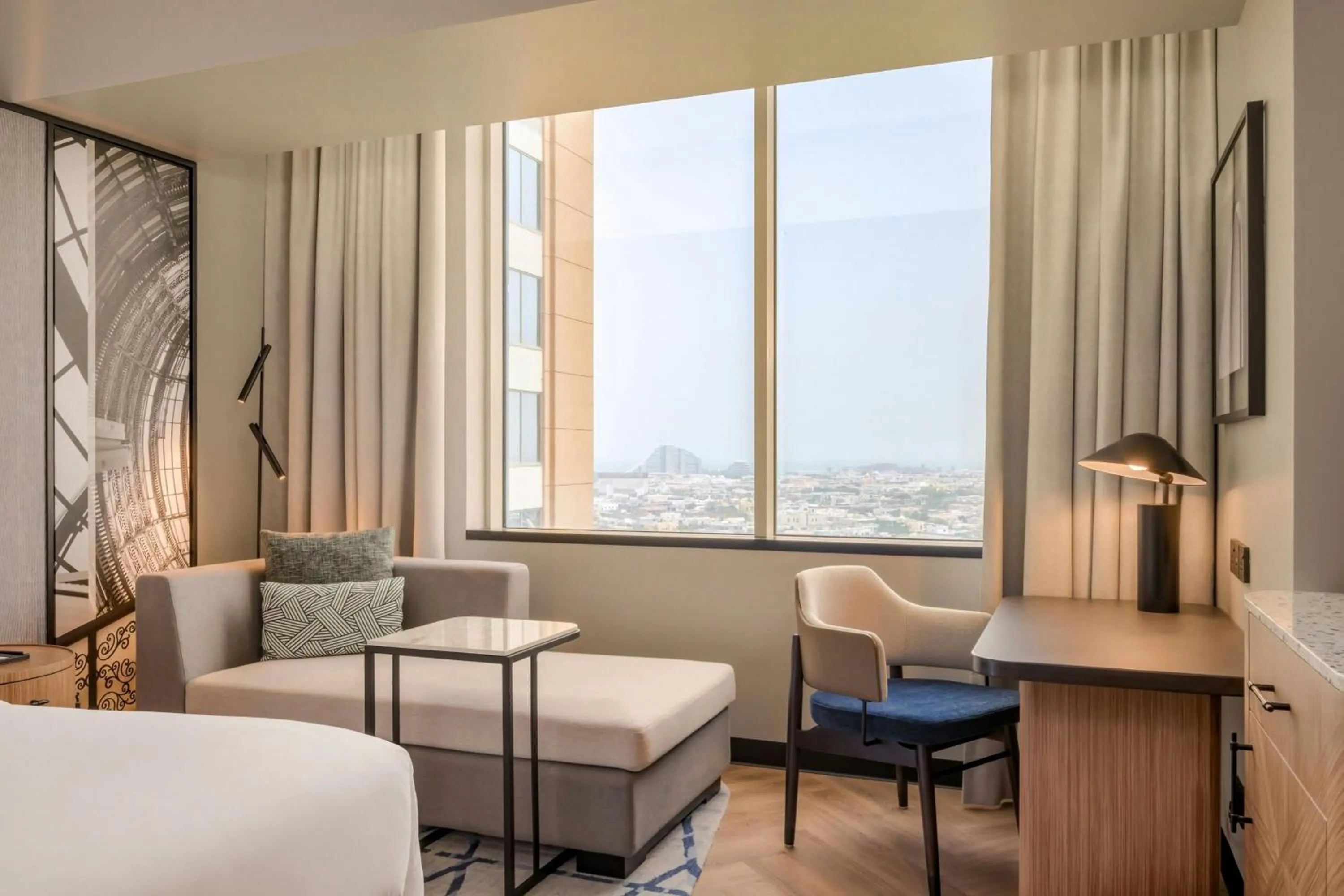 Bedroom, Bed in Sheraton Mall of the Emirates Hotel, Dubai