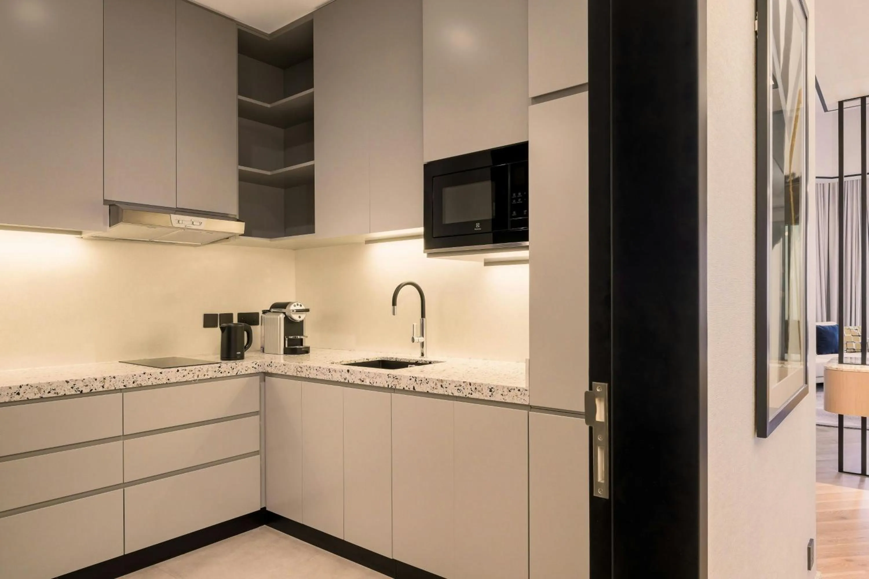 Kitchen or kitchenette in Sheraton Mall of the Emirates Hotel, Dubai