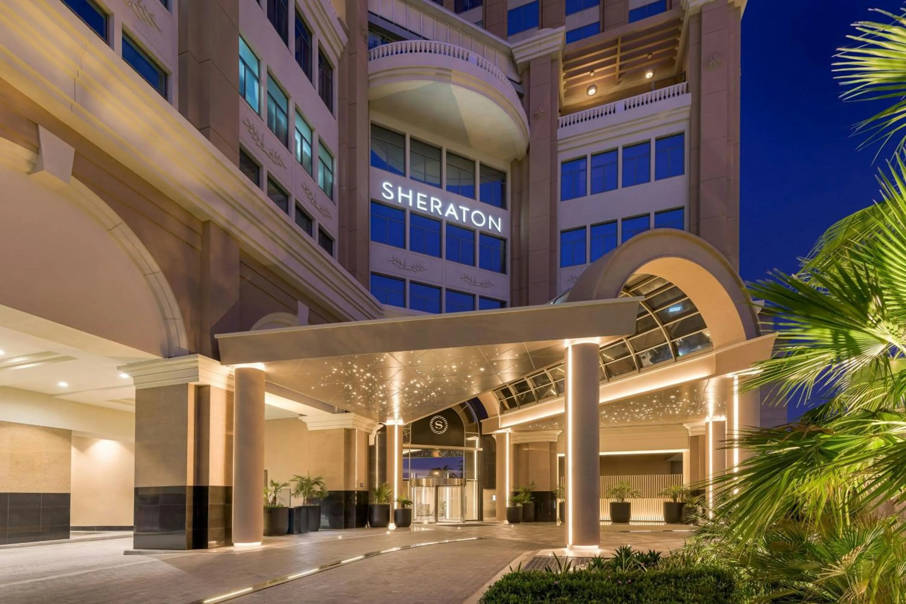 Property building in Sheraton Mall of the Emirates Hotel, Dubai