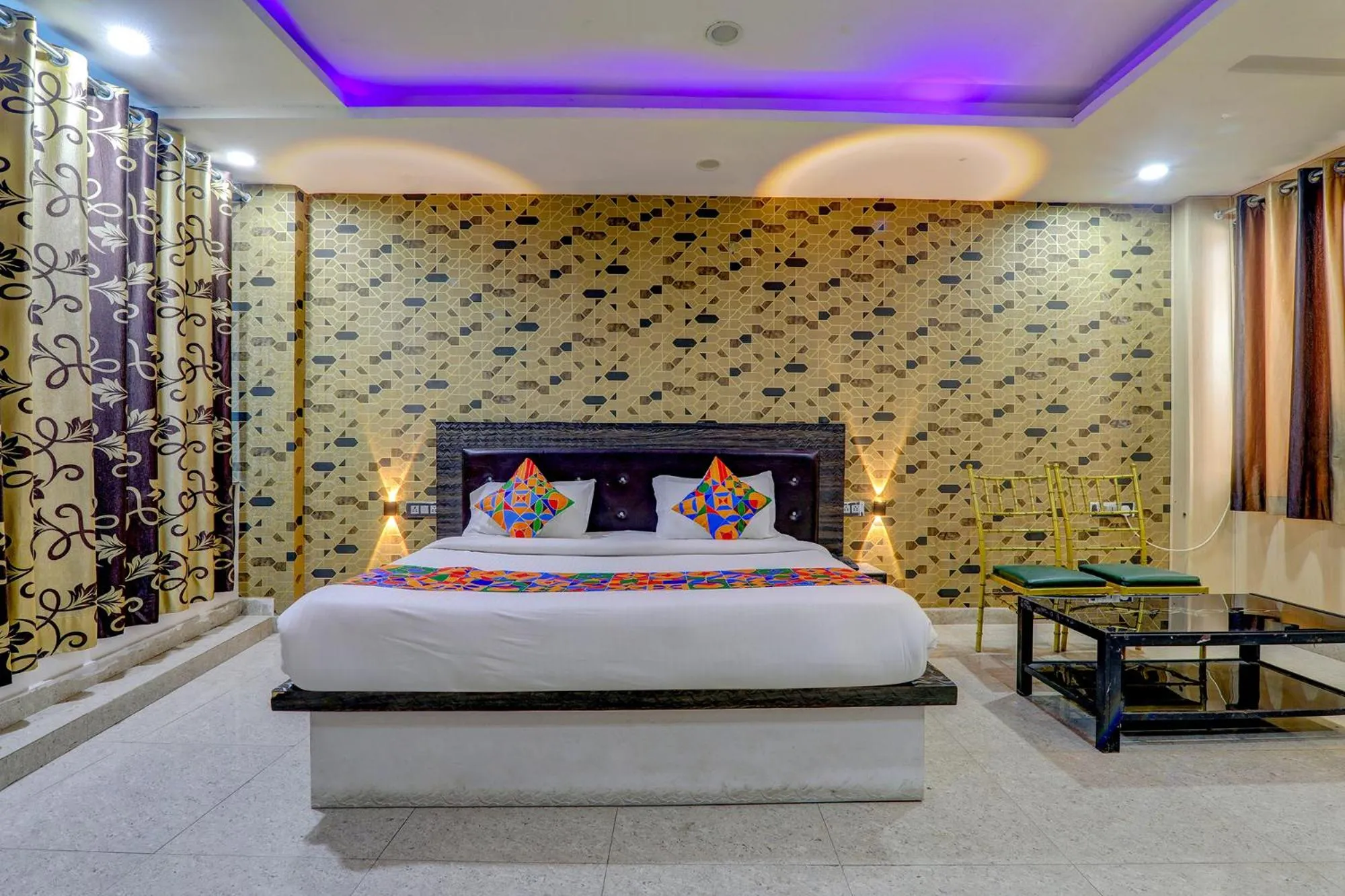 Bed in FabHotel Gold Galaxy