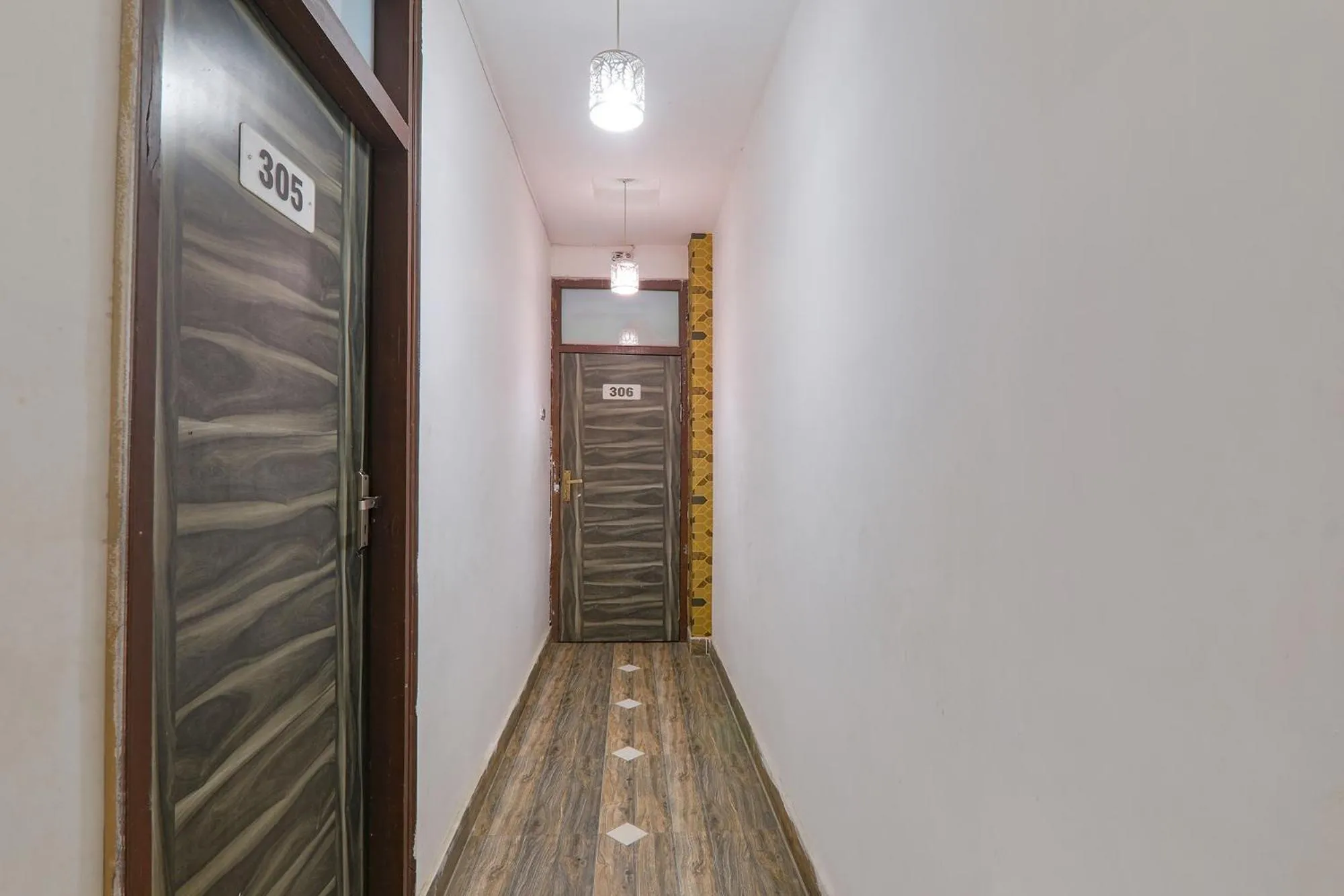 Lobby or reception in FabHotel Gold Galaxy