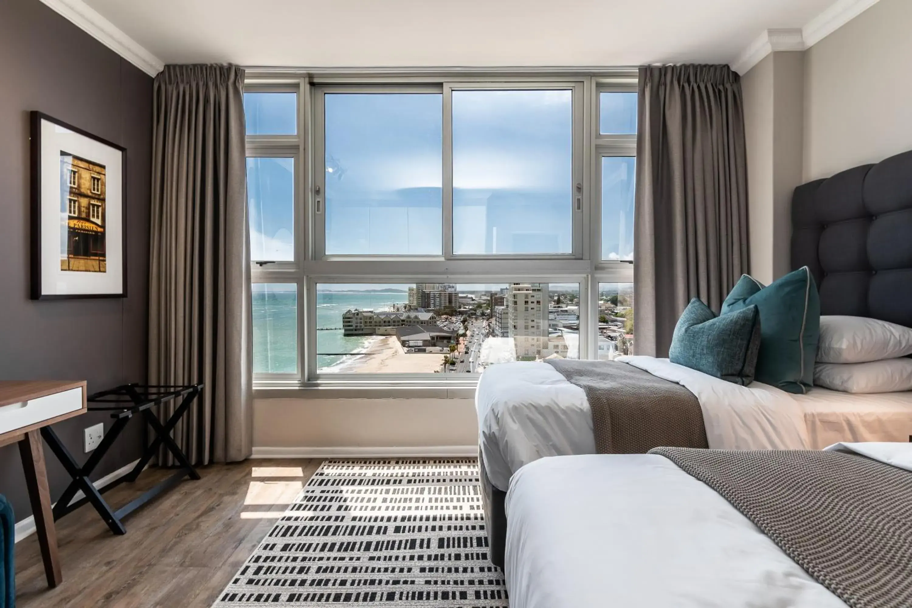 Three-Bedroom Apartment with Sea View in Ashley on Beach Strand Three-Bedroom Apartment with Sea View in Ashley on Beach Strand