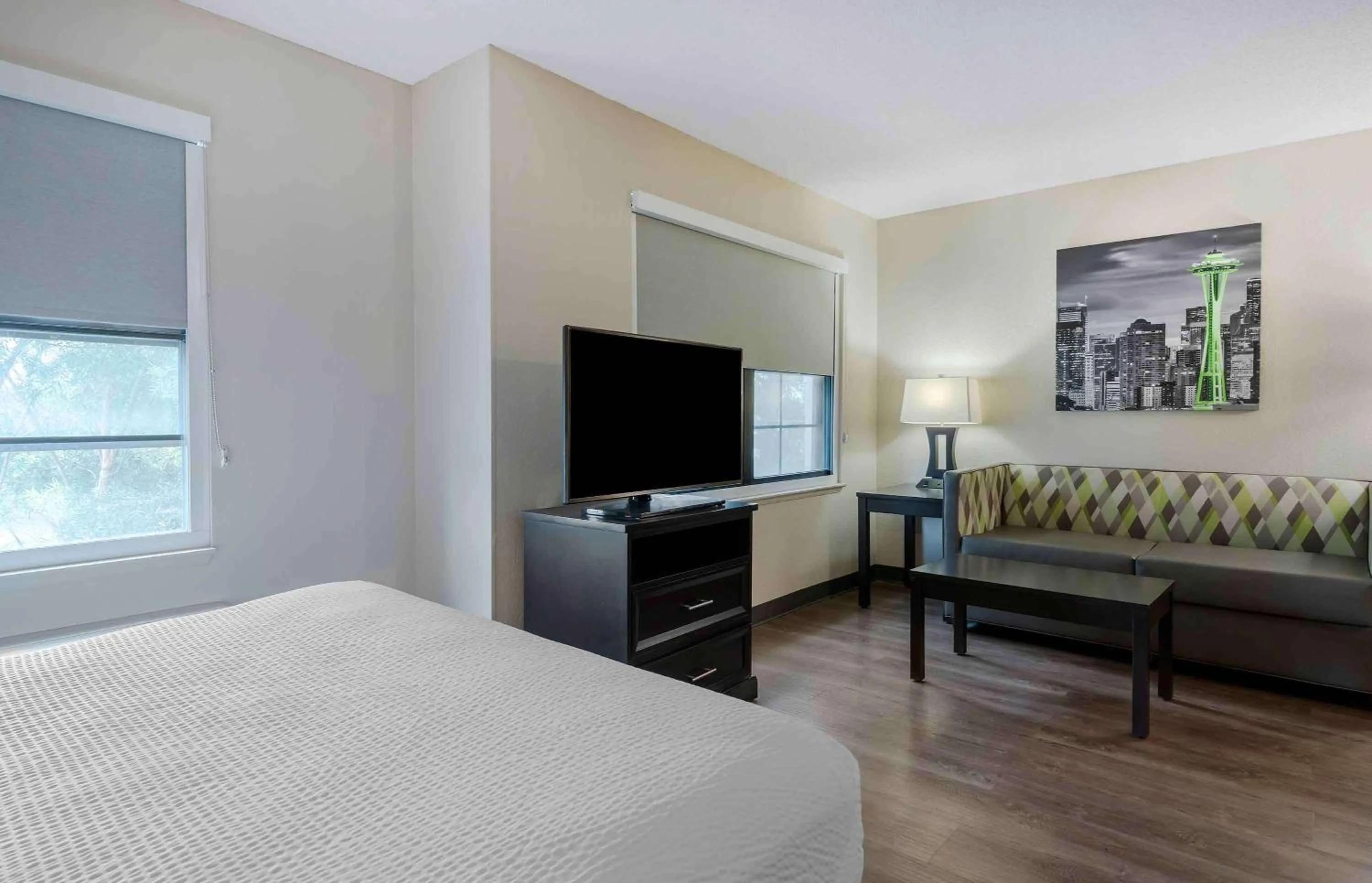 Bedroom, Bed in Extended Stay America Suites - Fremont - Newark