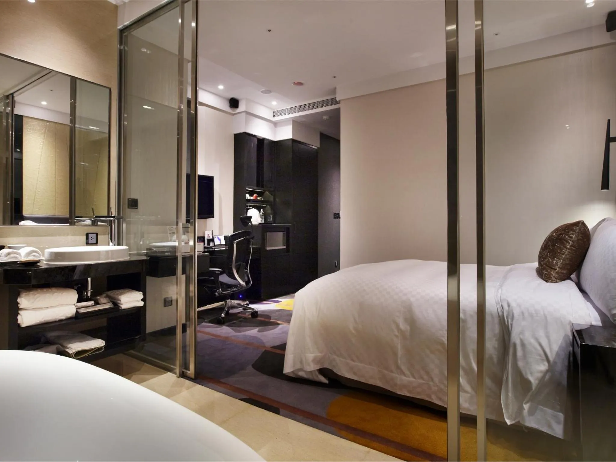 Bedroom, Bed in The Tango Hotel Taipei ChangAn