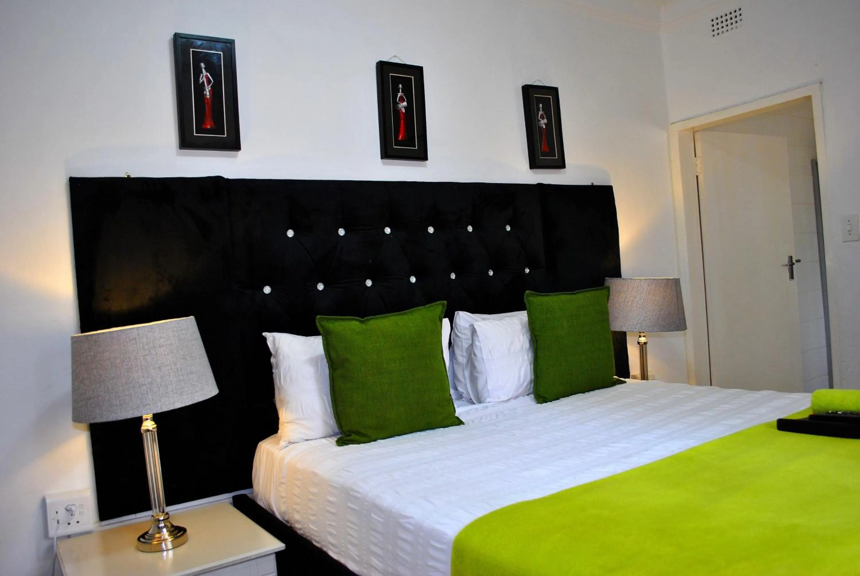 Bedroom, Bed in Lapologa Bed & Breakfast