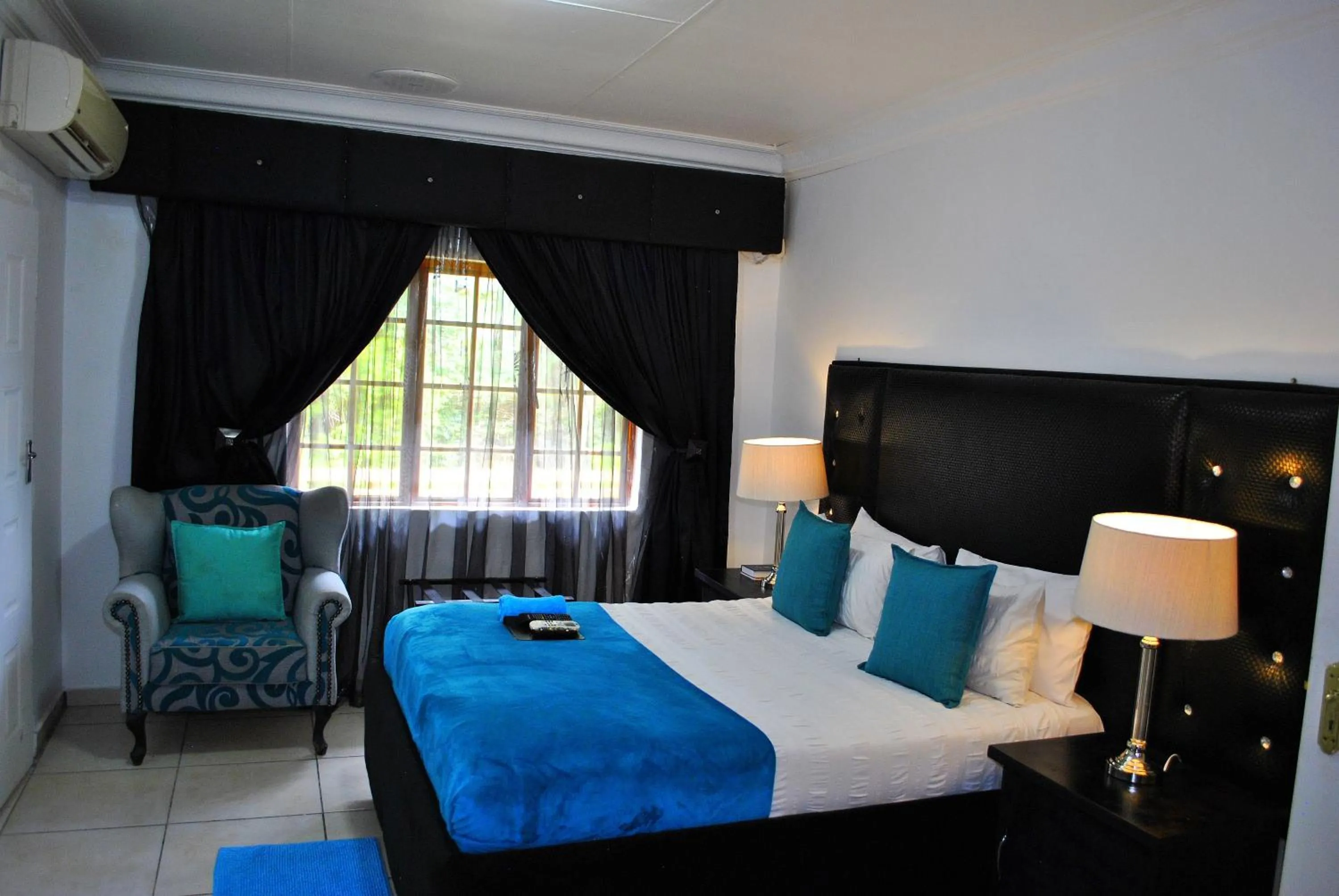 Bed in Lapologa Bed & Breakfast