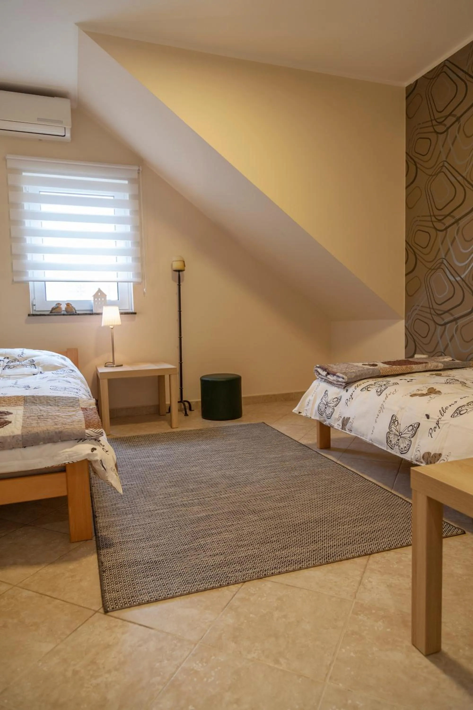 Bed in DC Executive Homes