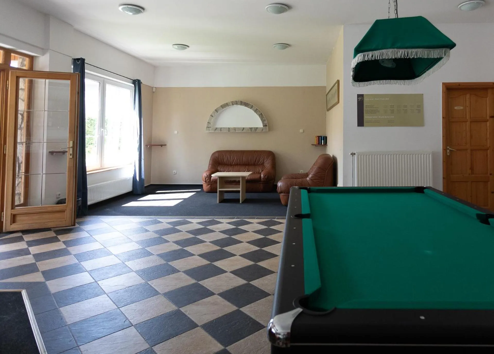 Billiard in Hotel Platán