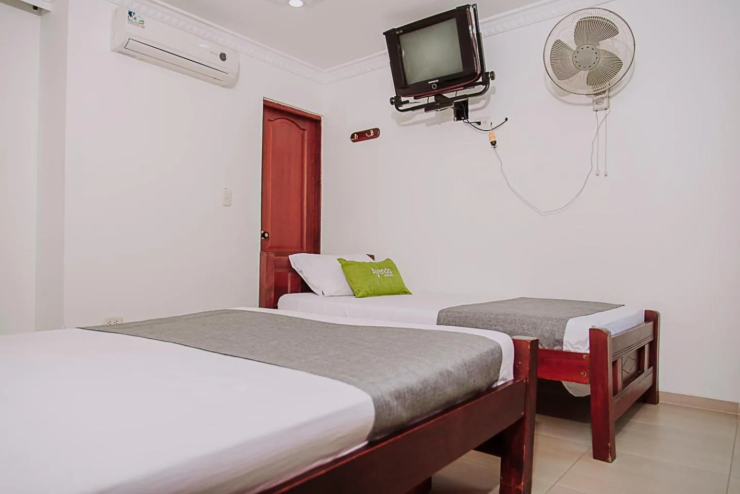 Bed in Hotel Colon Rodadero