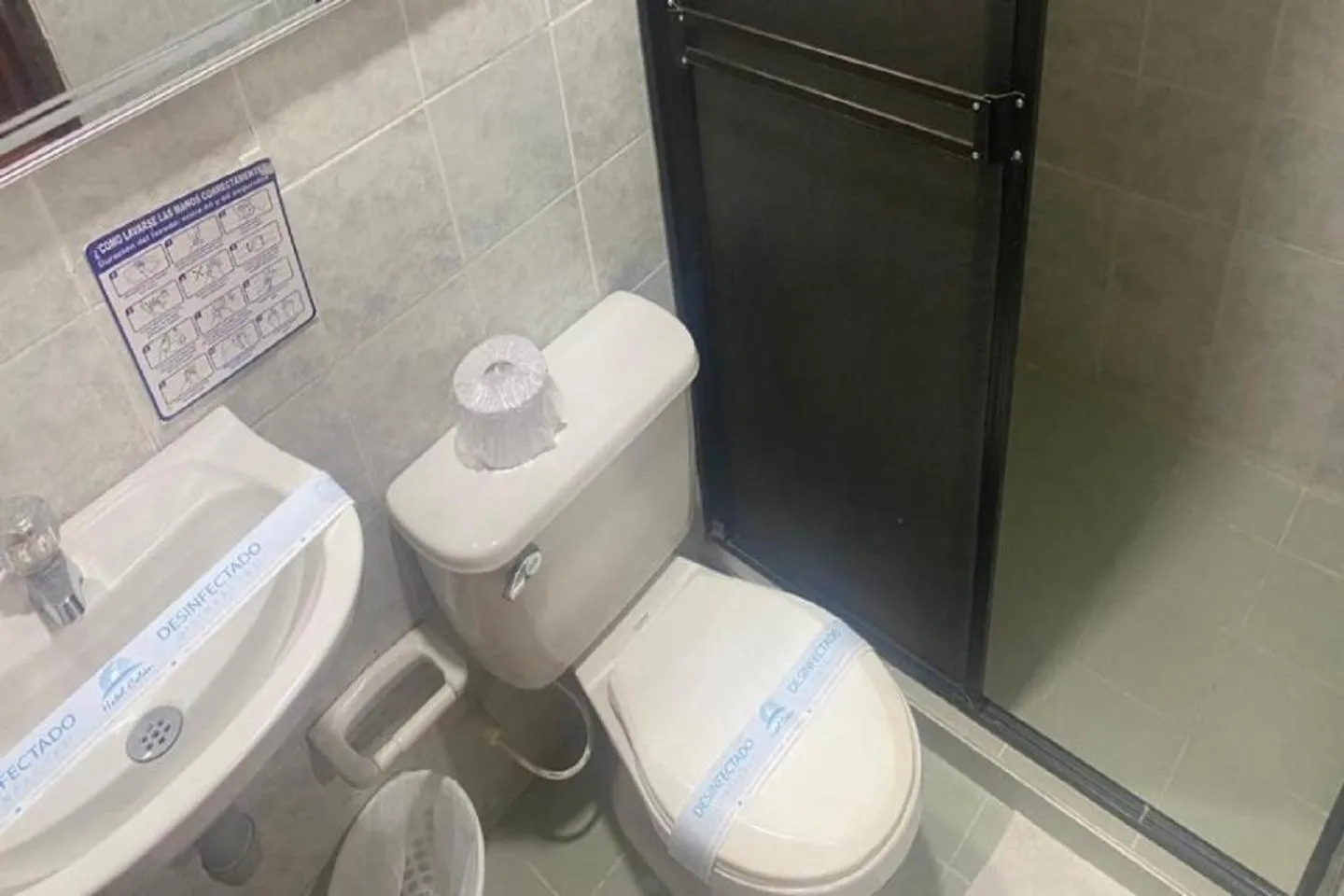 Bathroom in Hotel Colon Rodadero