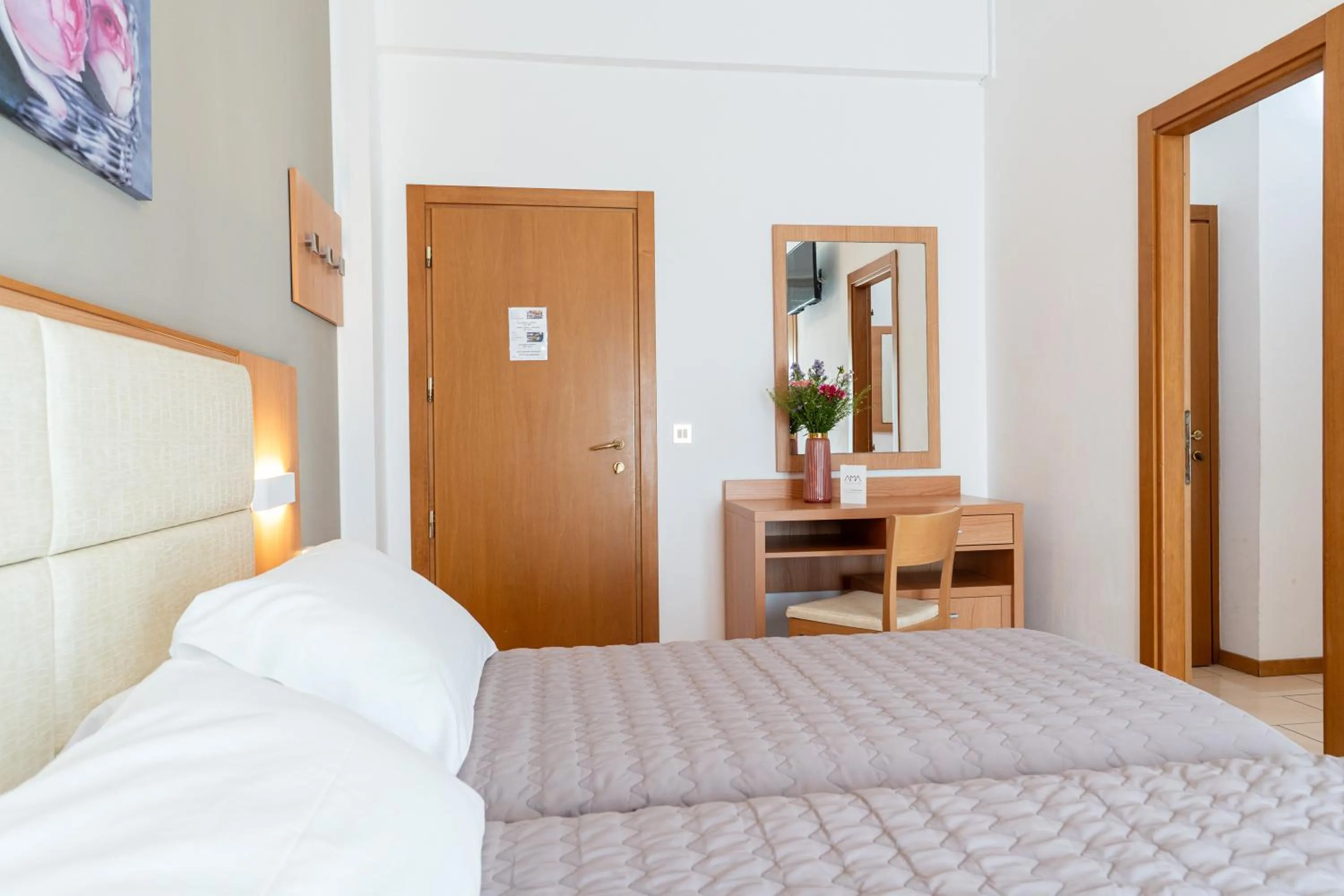 Bedroom, Bed in Amadei Hotel Figaro & Apartments