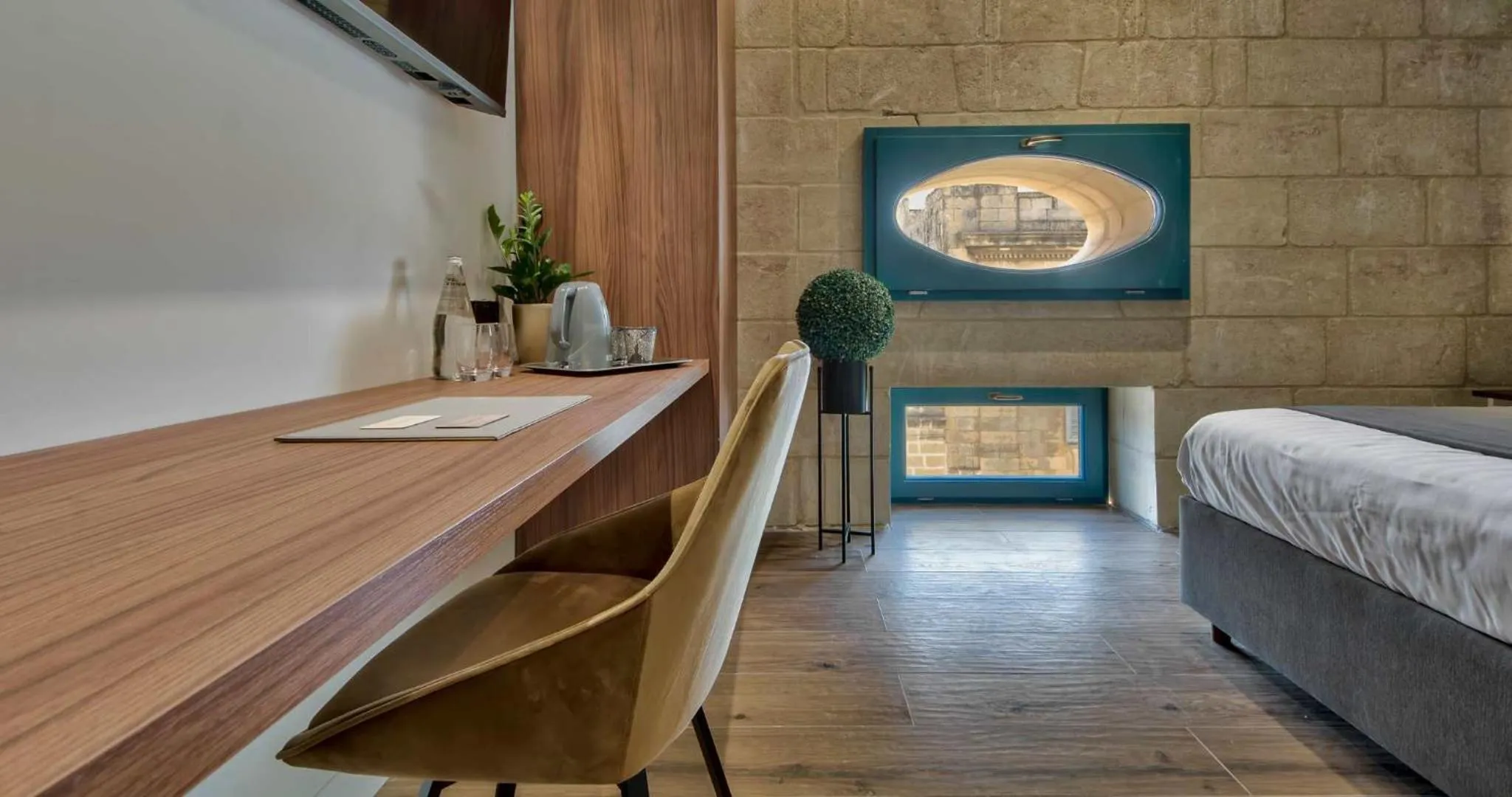 Bedroom, Bed in 23 Boutique Hotel