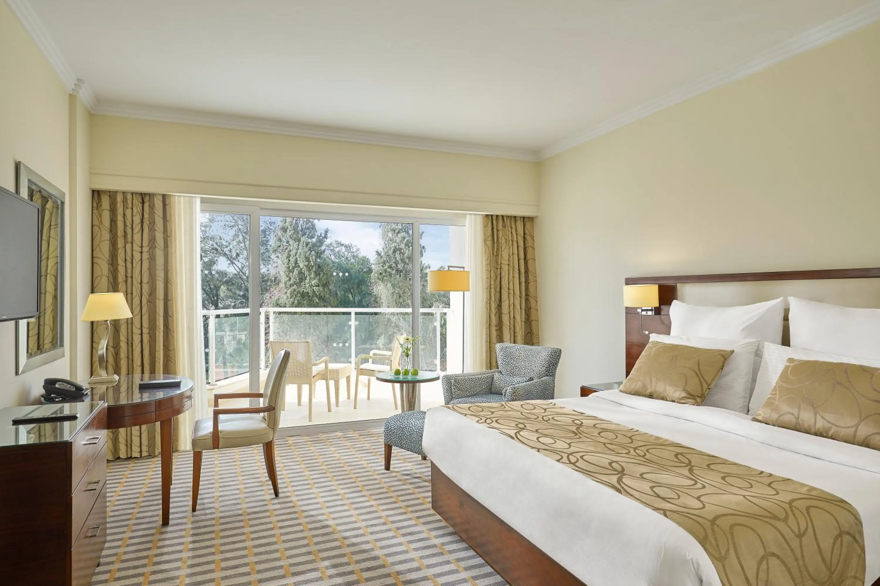 City view, Bed in Steigenberger Pyramids Cairo