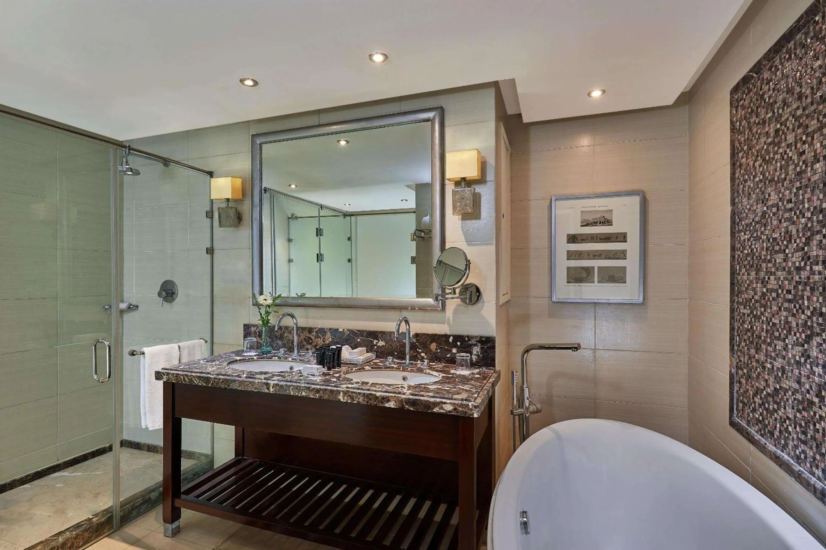 Bathroom in Steigenberger Pyramids Cairo