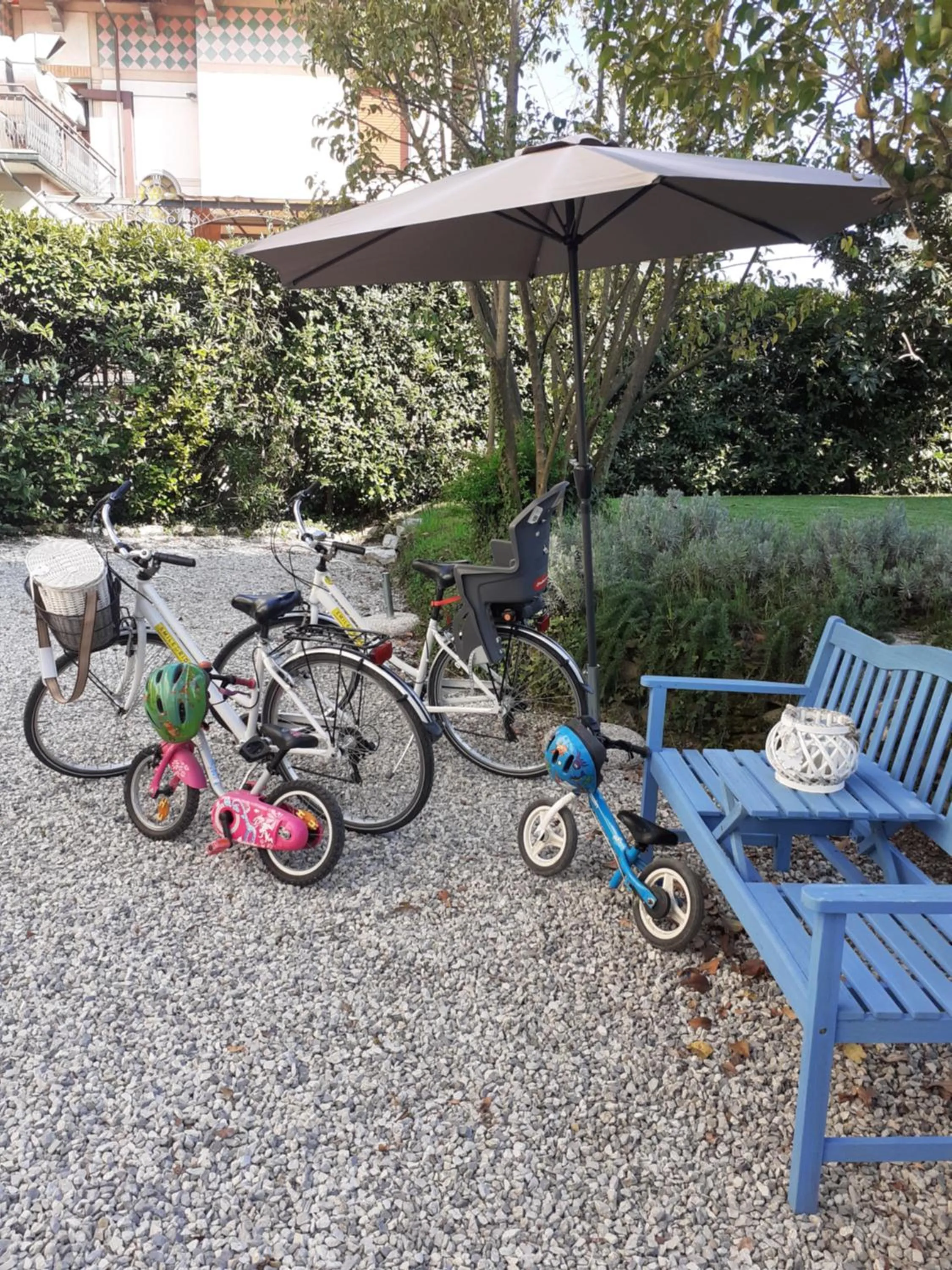 Cycling in Villa Ricci Suites