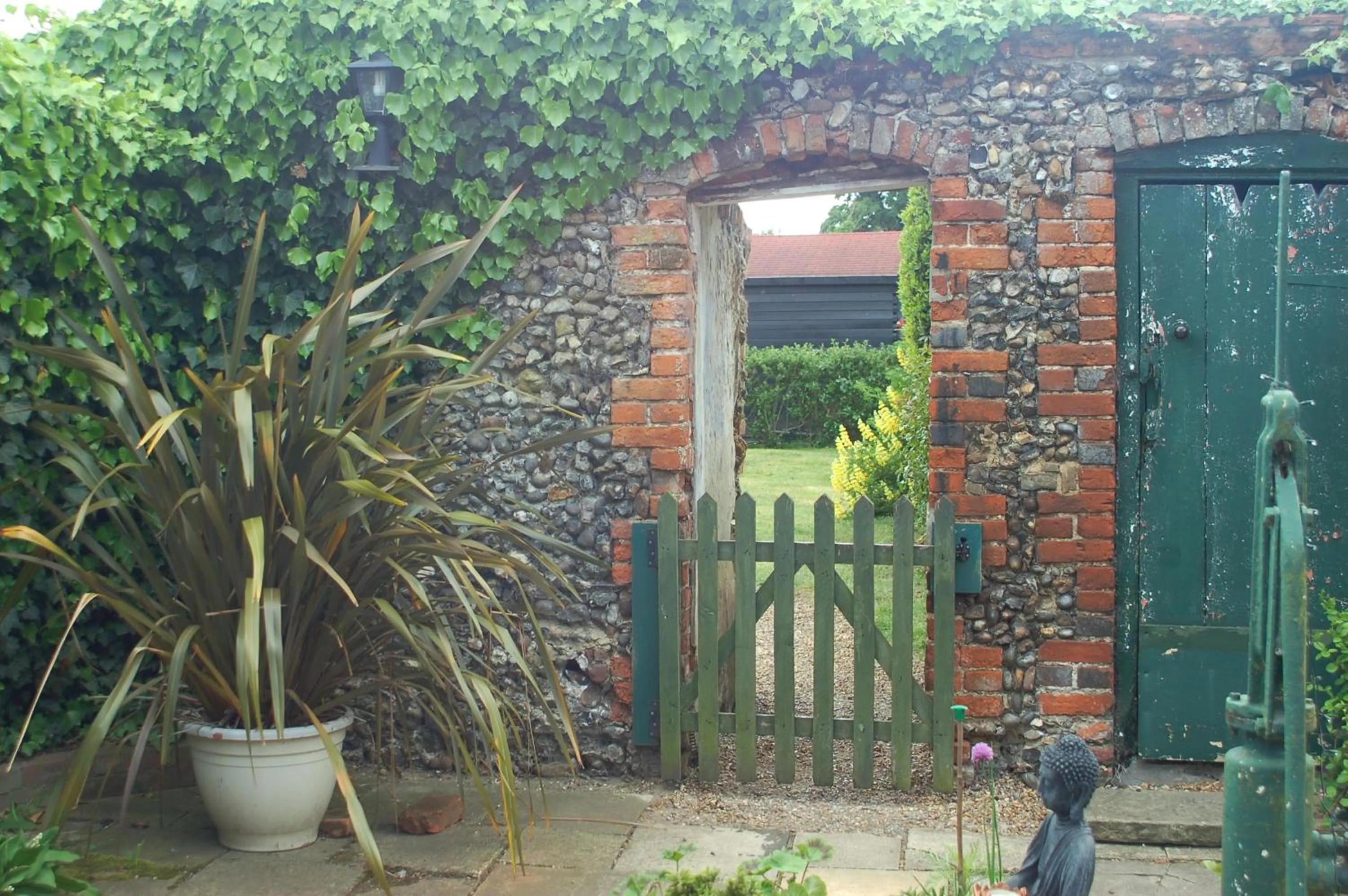 Garden in The Theberton Lion