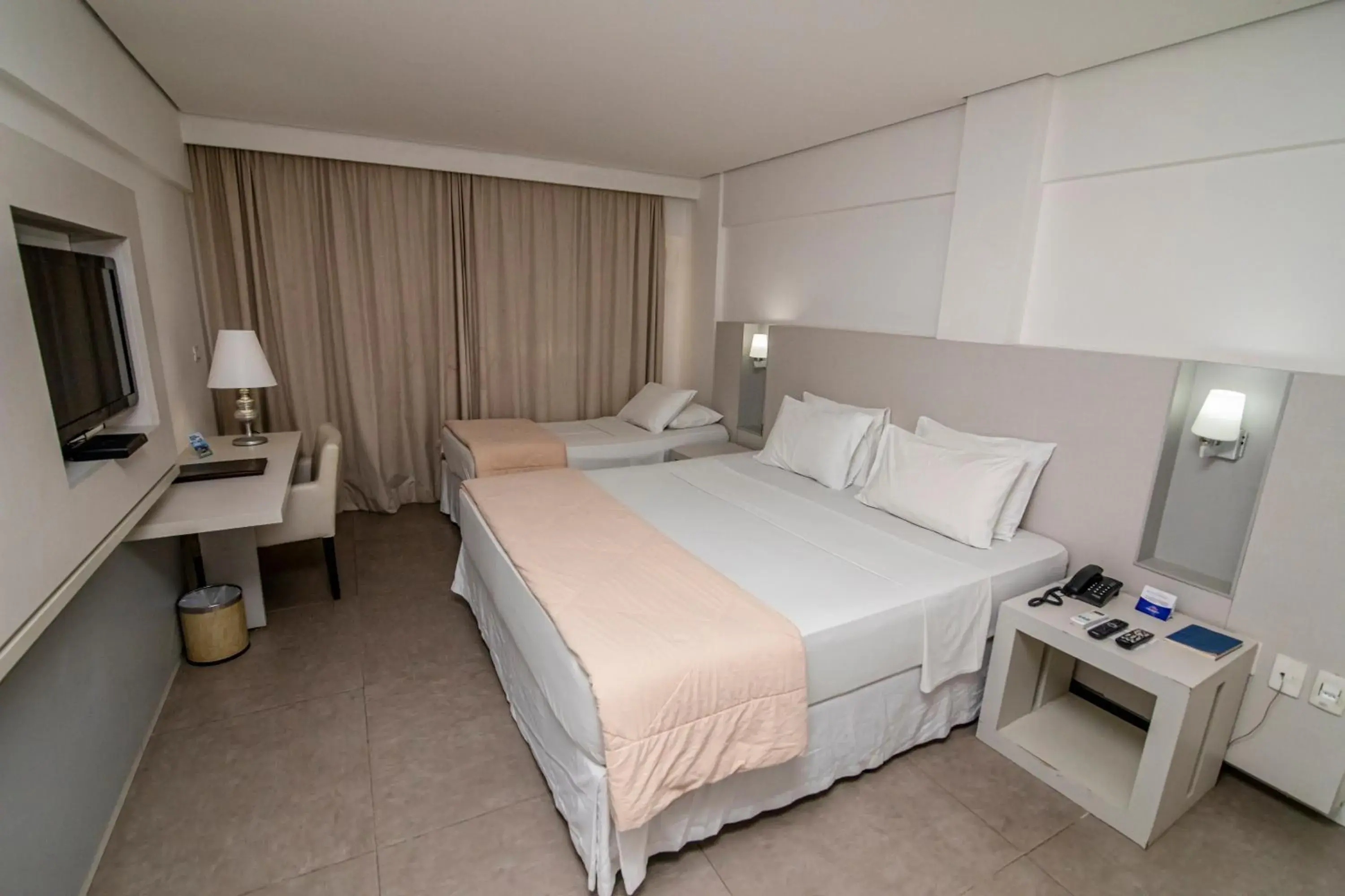 Superior Triple Room in Hotel Cabo Branco Atlântico Superior Triple Room in Hotel Cabo Branco Atlântico