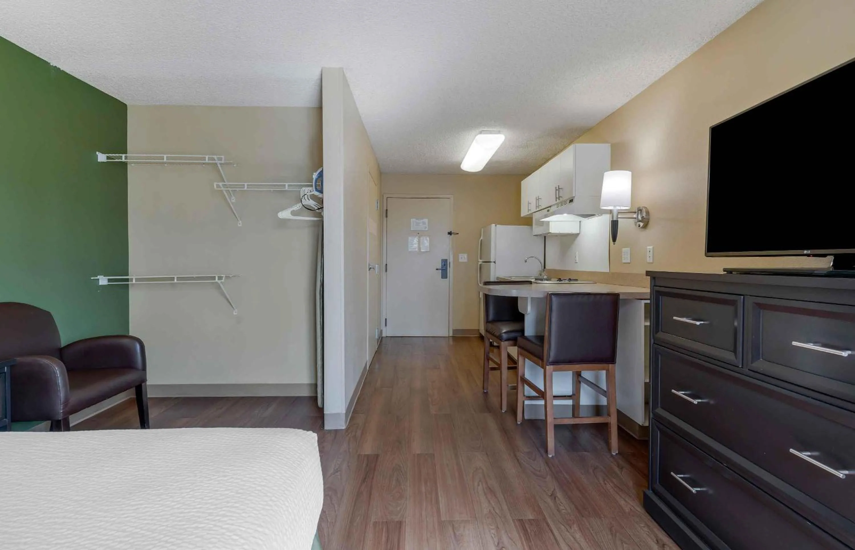 Bedroom in Extended Stay America Suites - Fremont - Fremont Blvd South