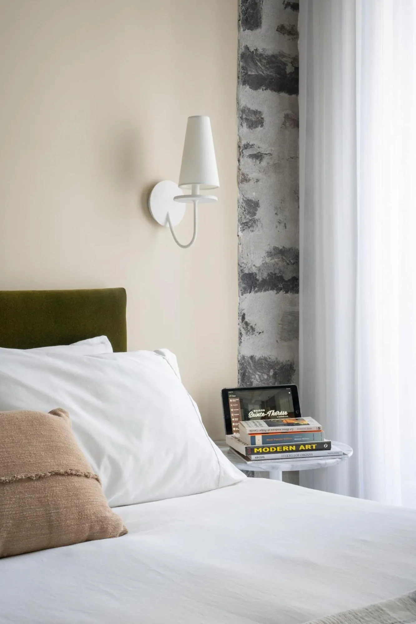 Bed in Maison Sainte-Thérèse By Maisons & co