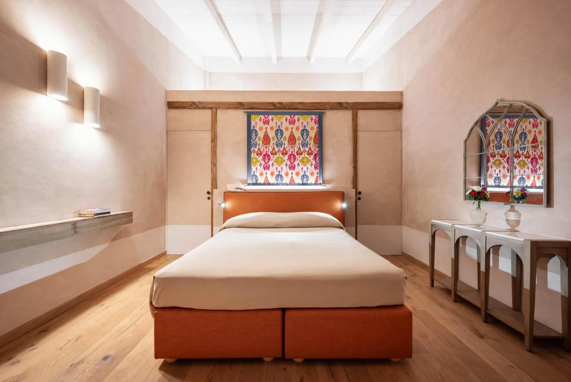 Bed in Guadalupe Tuscany Resort