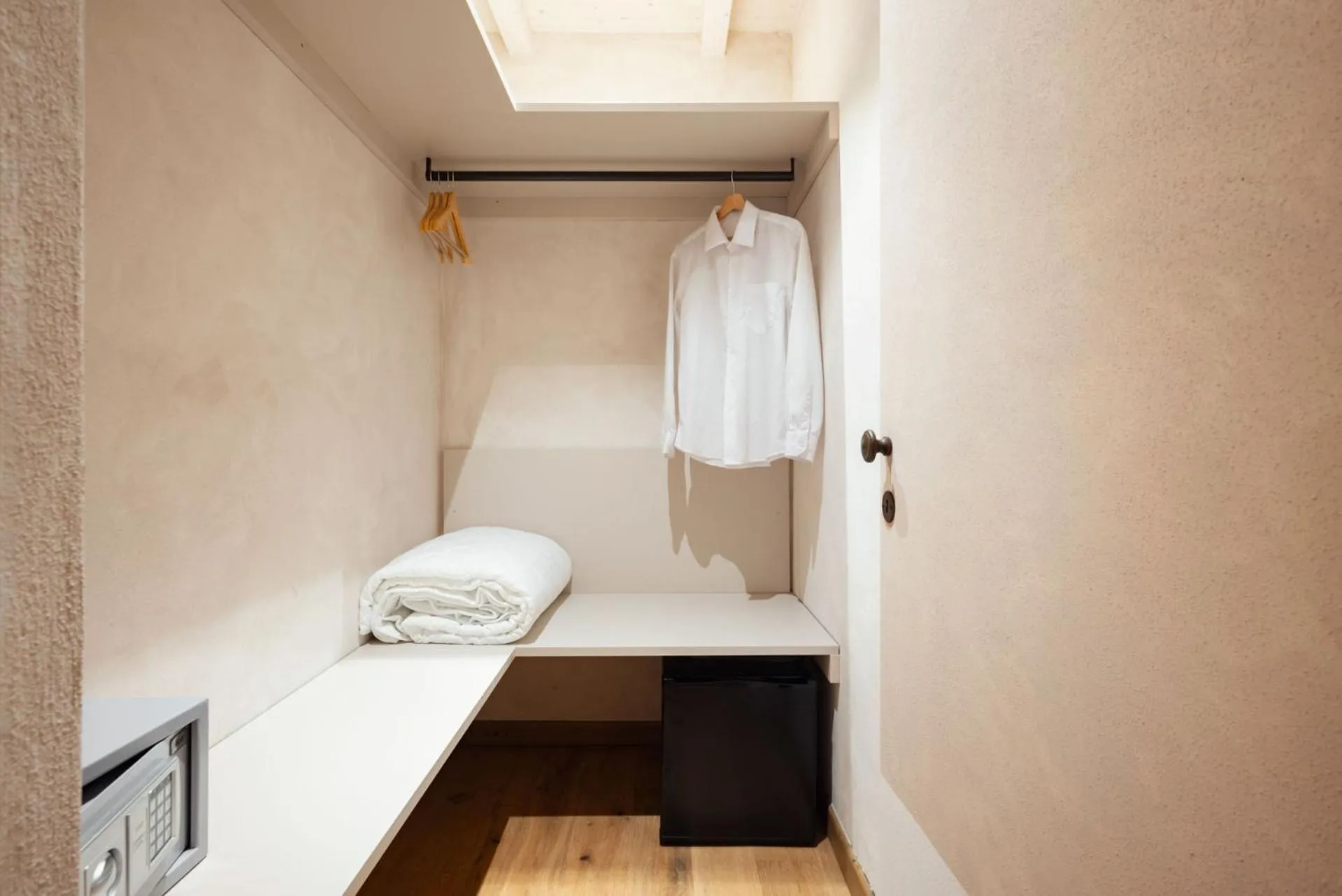 Bed in Guadalupe Tuscany Resort