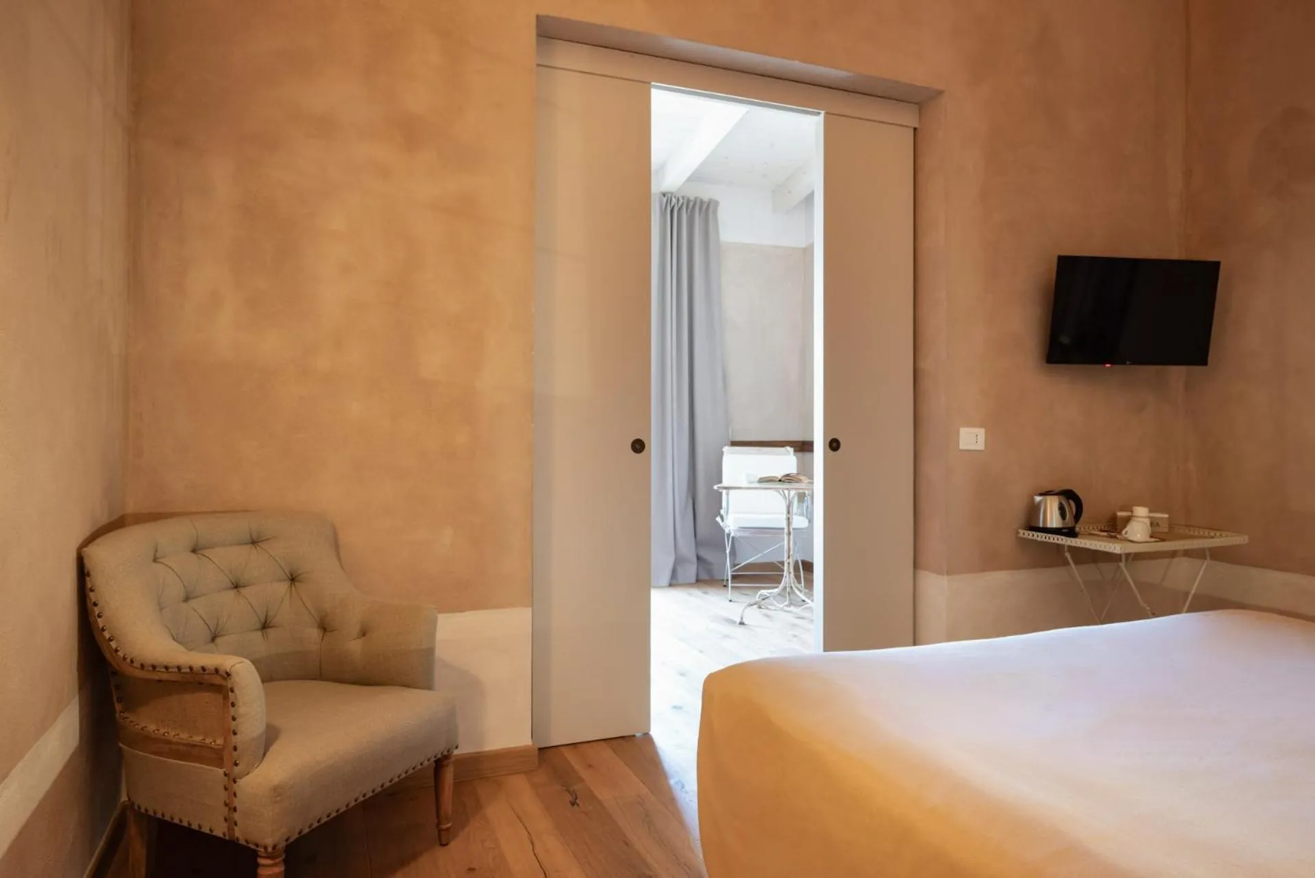 Bed in Guadalupe Tuscany Resort