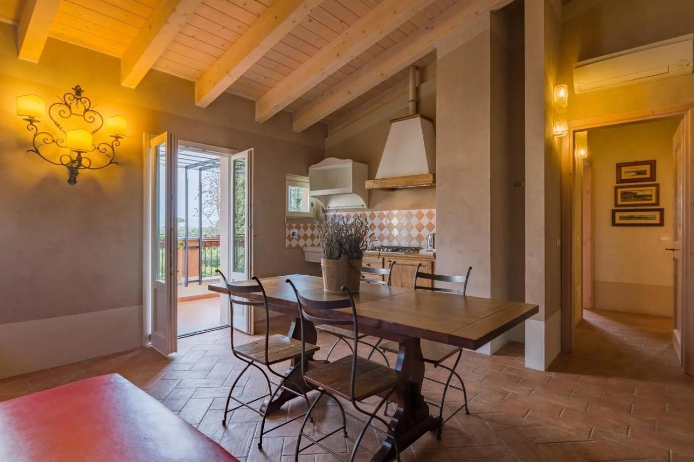 Dining area in Guadalupe Tuscany Resort