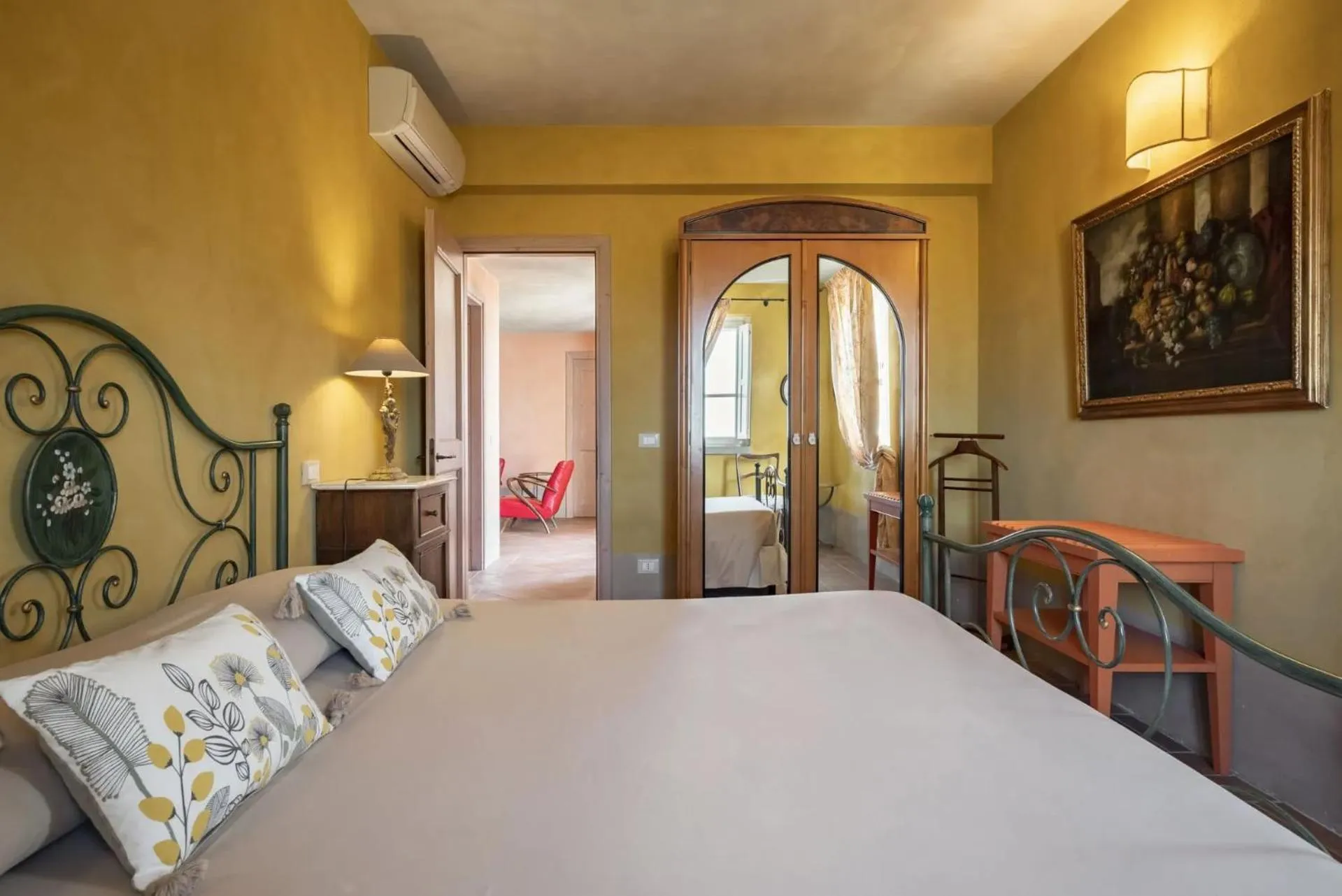 Bedroom, Bed in Guadalupe Tuscany Resort