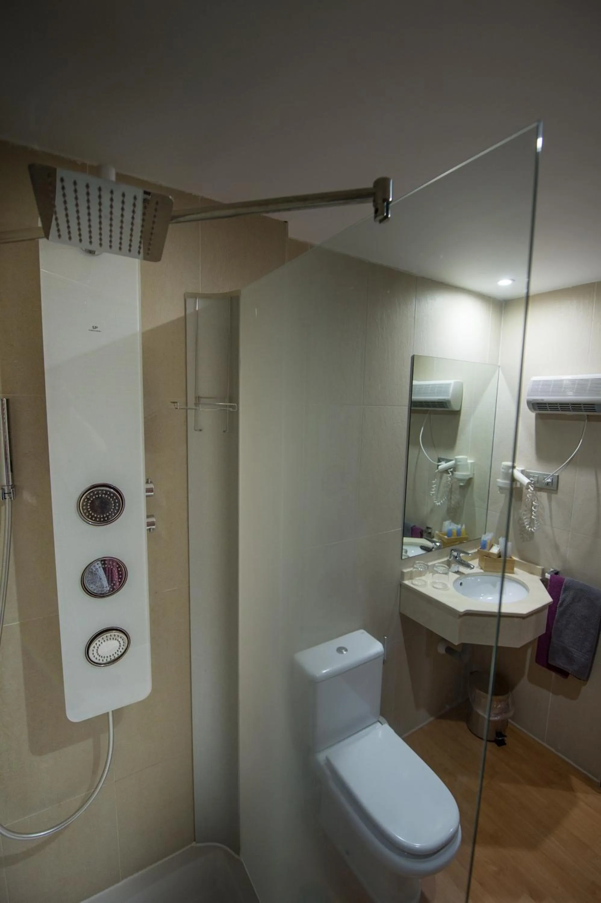 Bathroom in Alda El Espinar