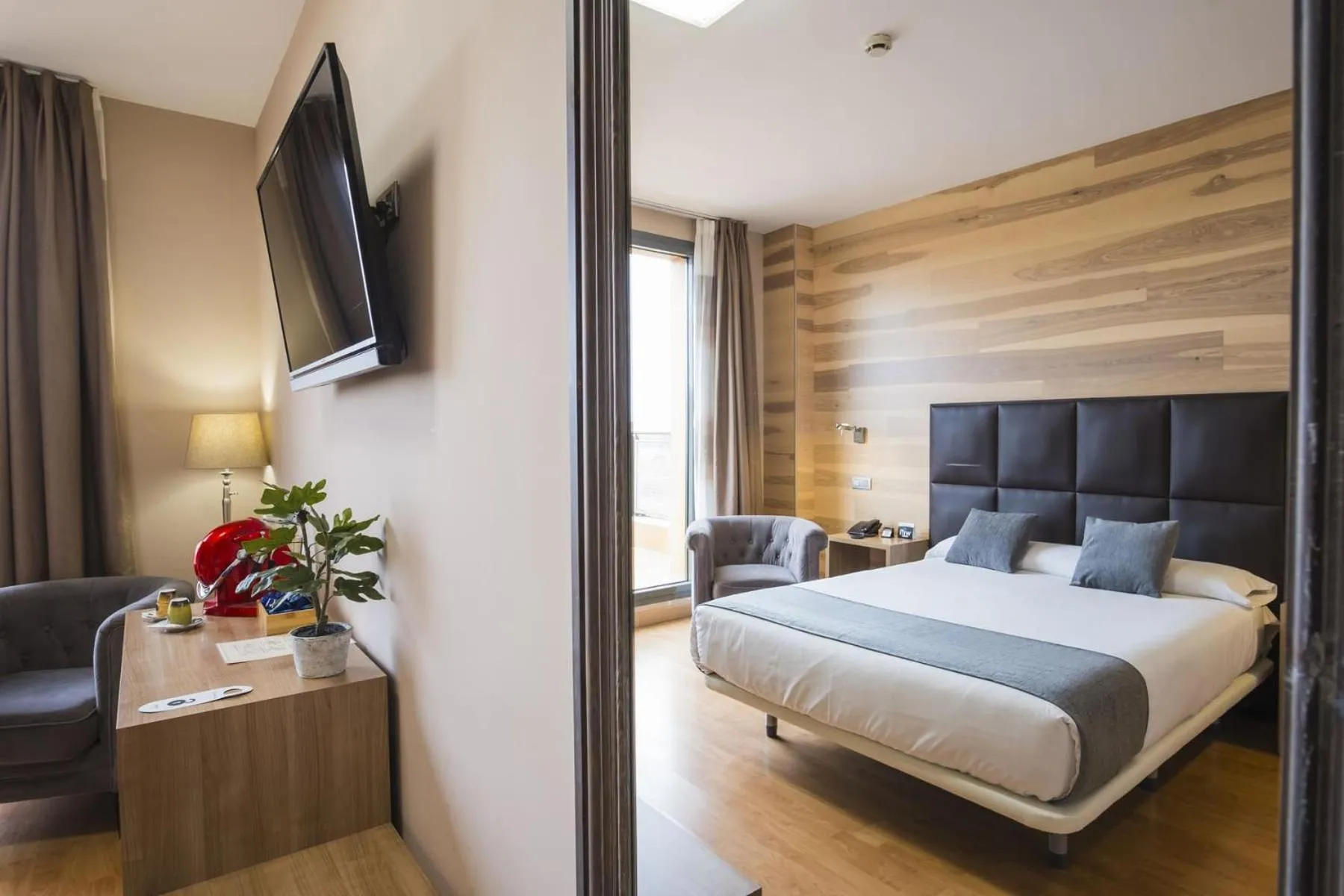 Bedroom, Bed in Alda El Espinar