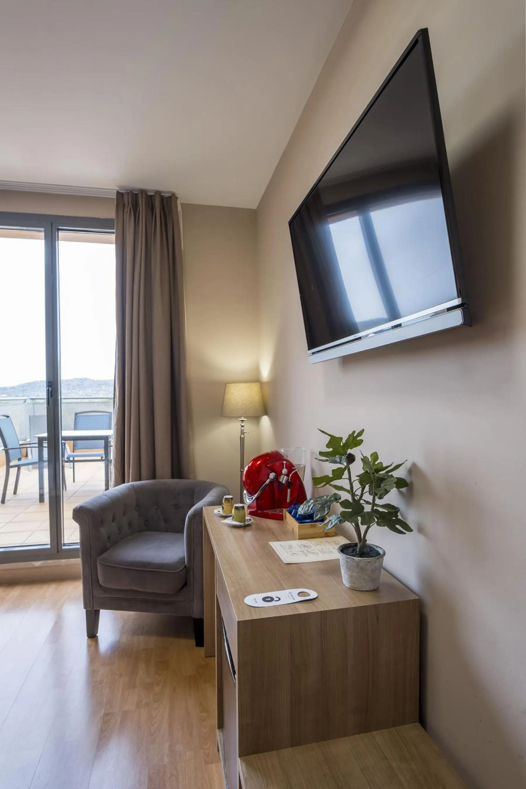 TV and multimedia in Alda El Espinar