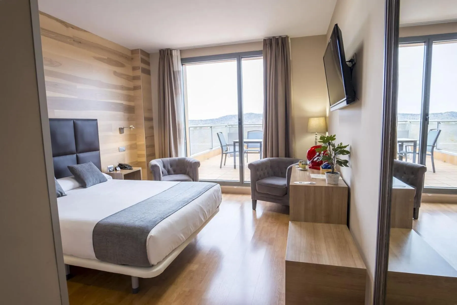 Bedroom, Bed in Alda El Espinar