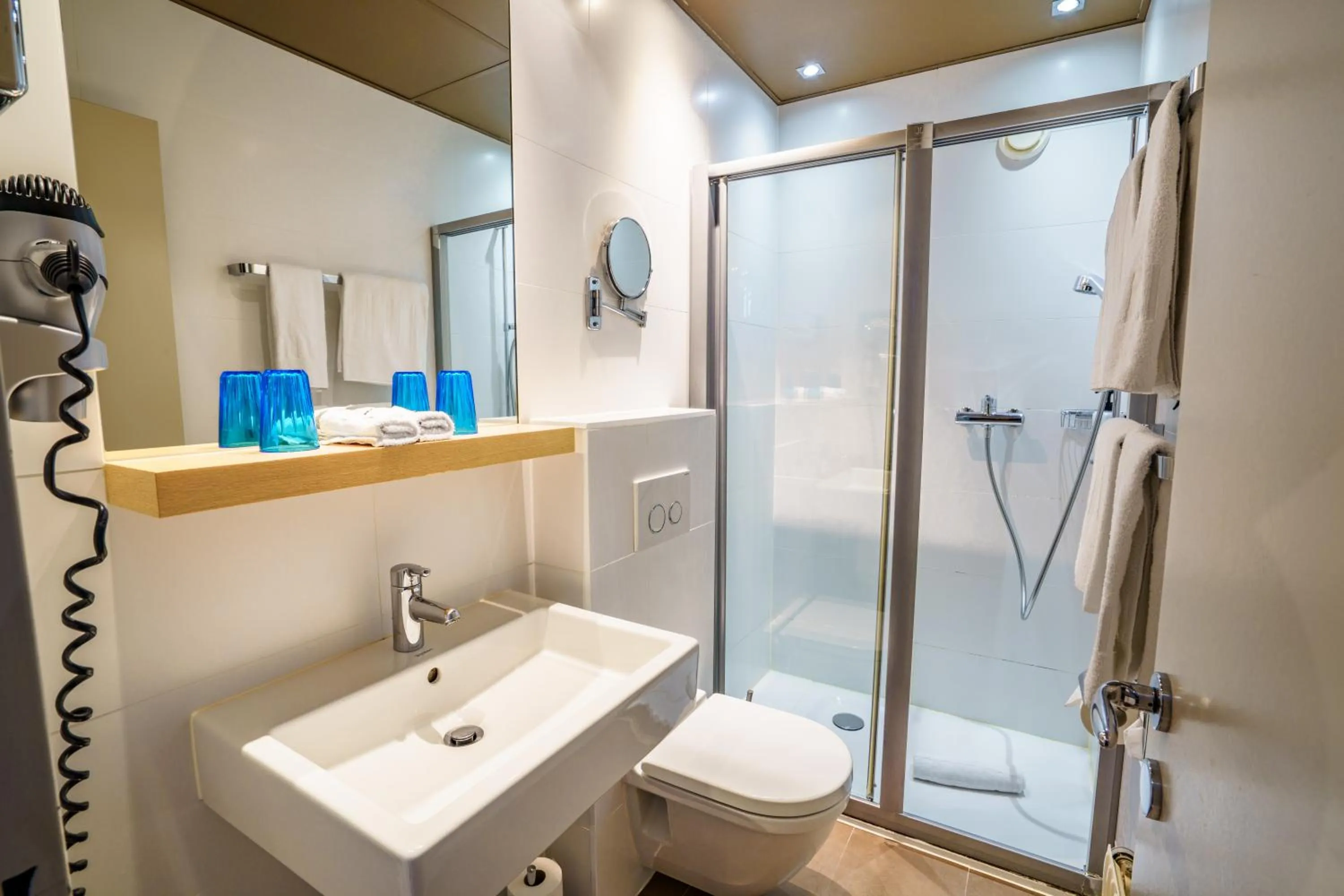 Bathroom in Rivage Hotel Restaurant Lutry