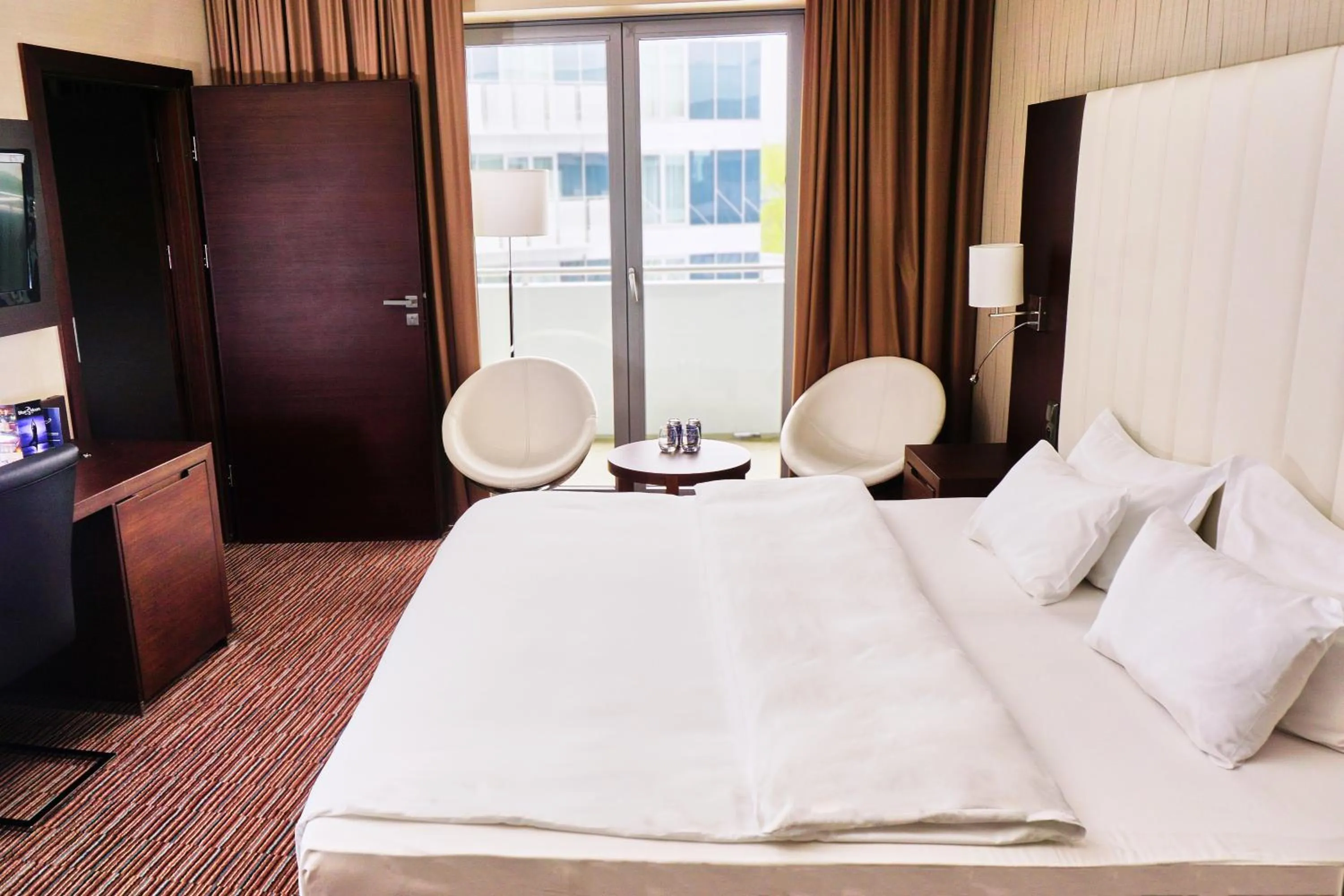 Photo of the whole room, Bed in Copernicus Toruń Hotel