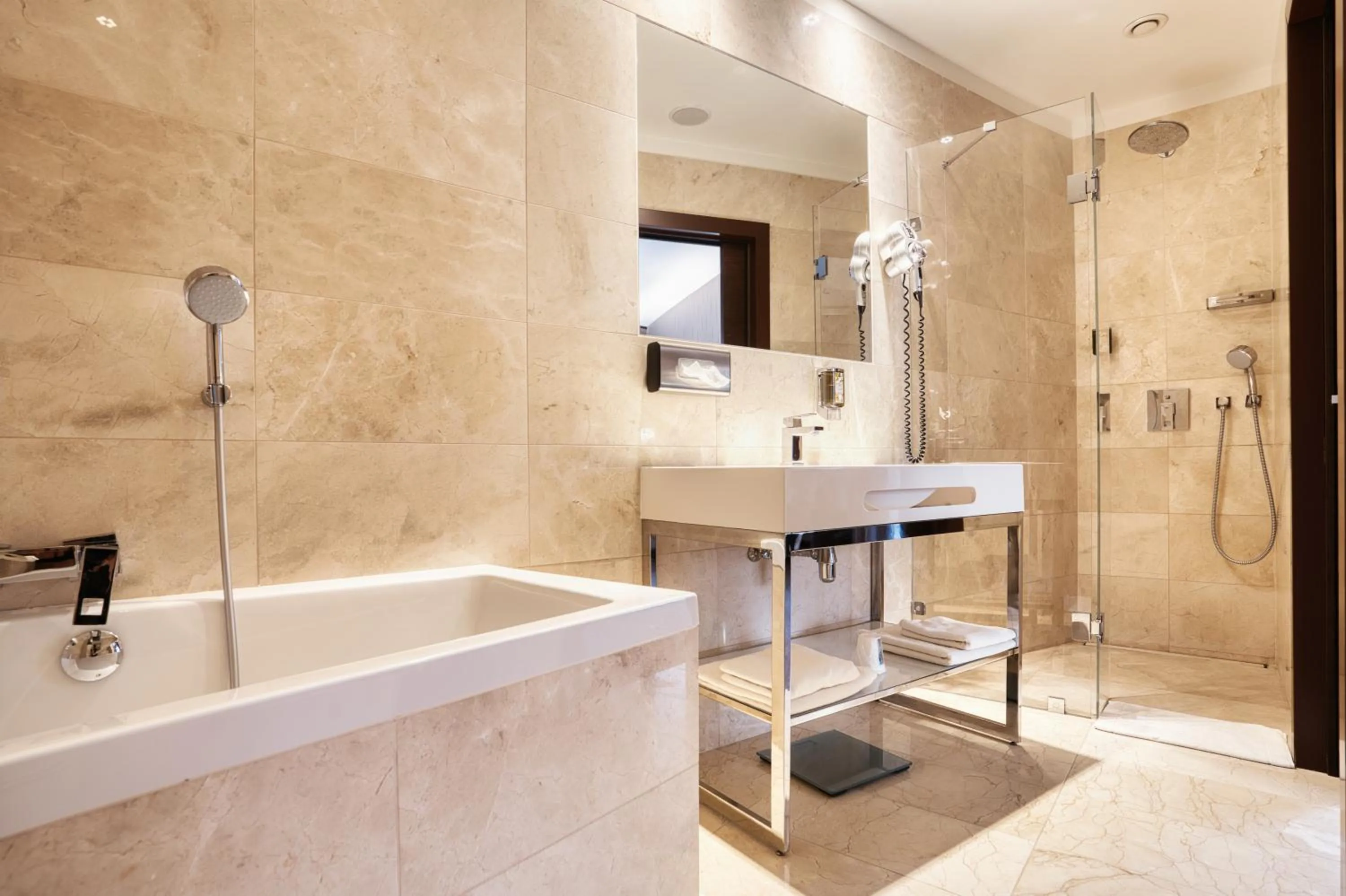 Bathroom in Copernicus Toruń Hotel