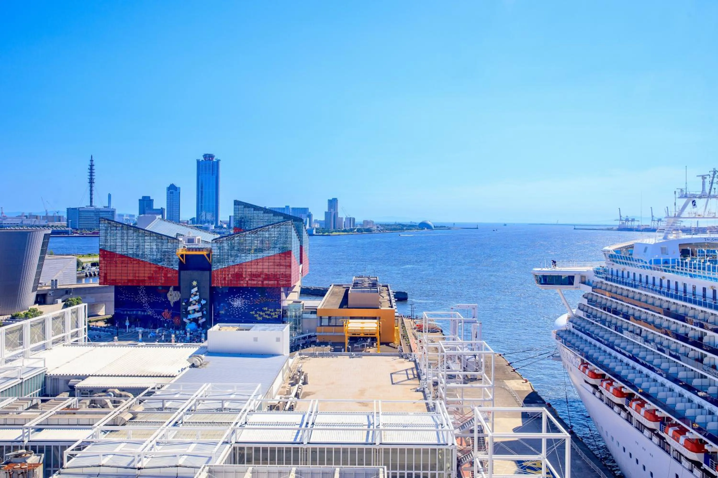 Nearby landmark in INOVE VILLA OSAKA -118 sqm , 2 Bedrooms , 7 Double Beds