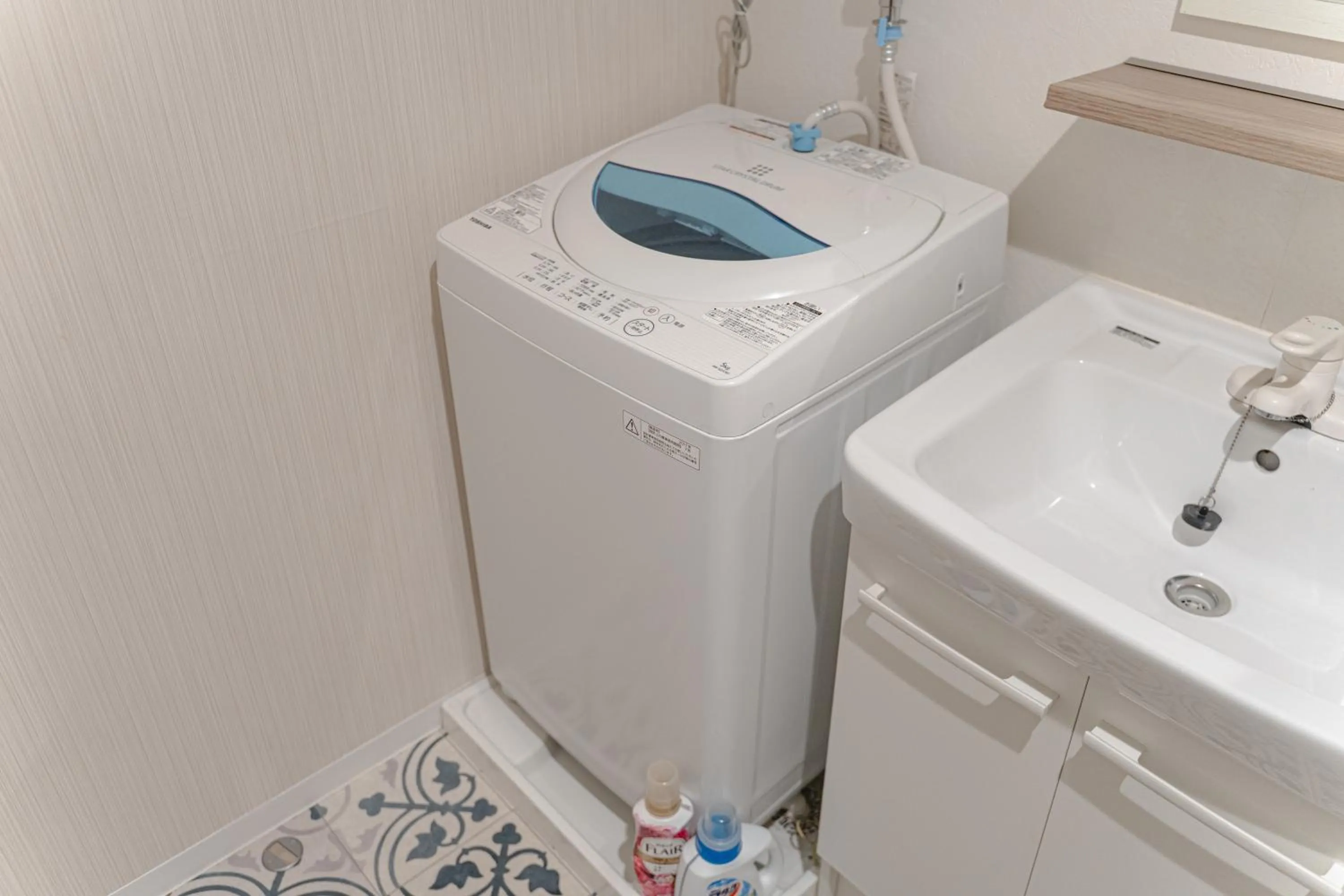 laundry in INOVE VILLA OSAKA -118 sqm , 2 Bedrooms , 7 Double Beds