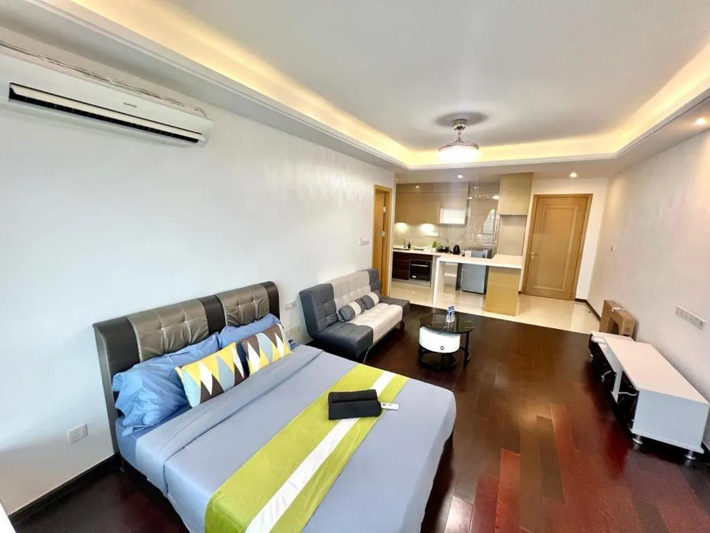 Bed in R&F Princess Cove @ R&F Mall