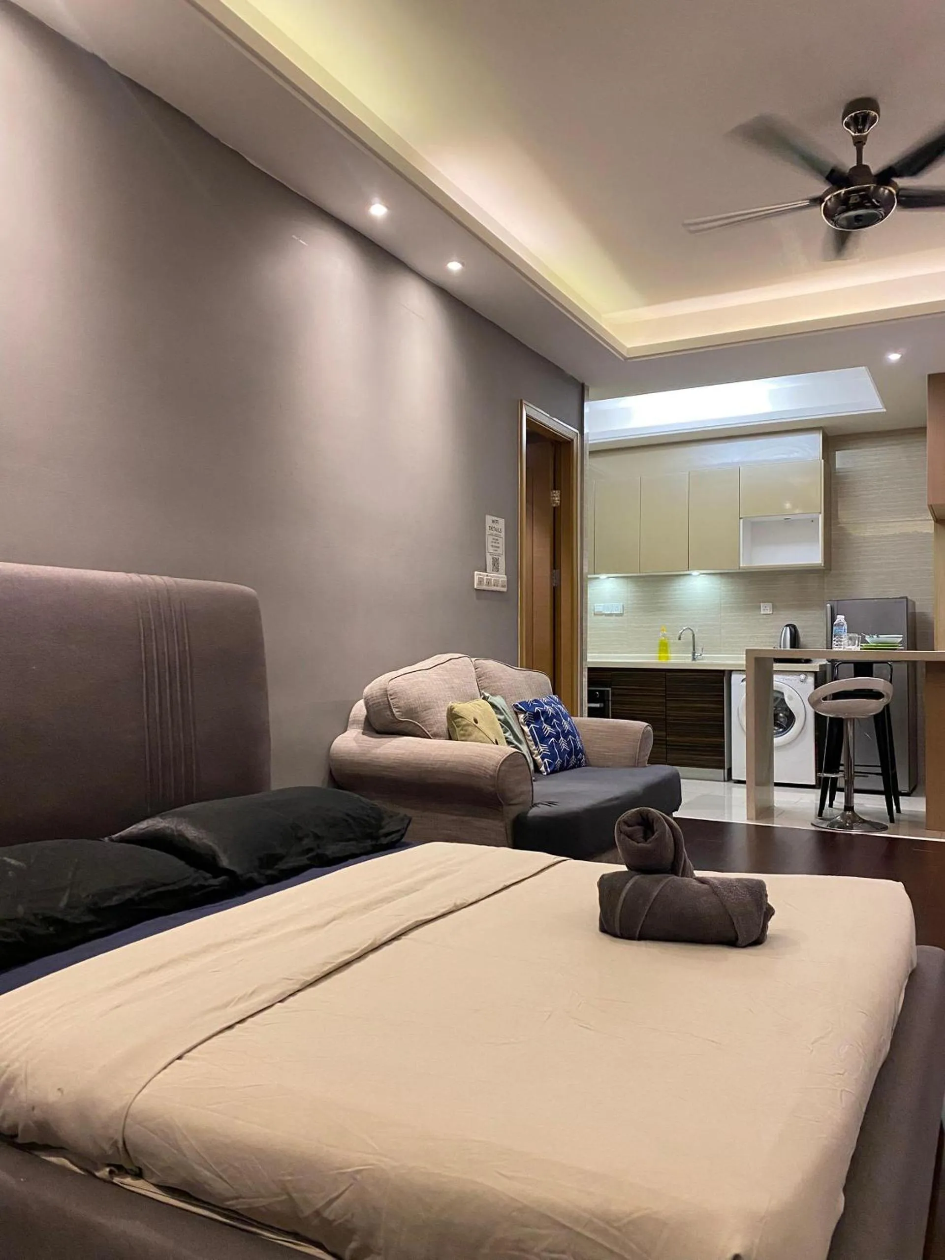 Bed in R&F Princess Cove @ R&F Mall