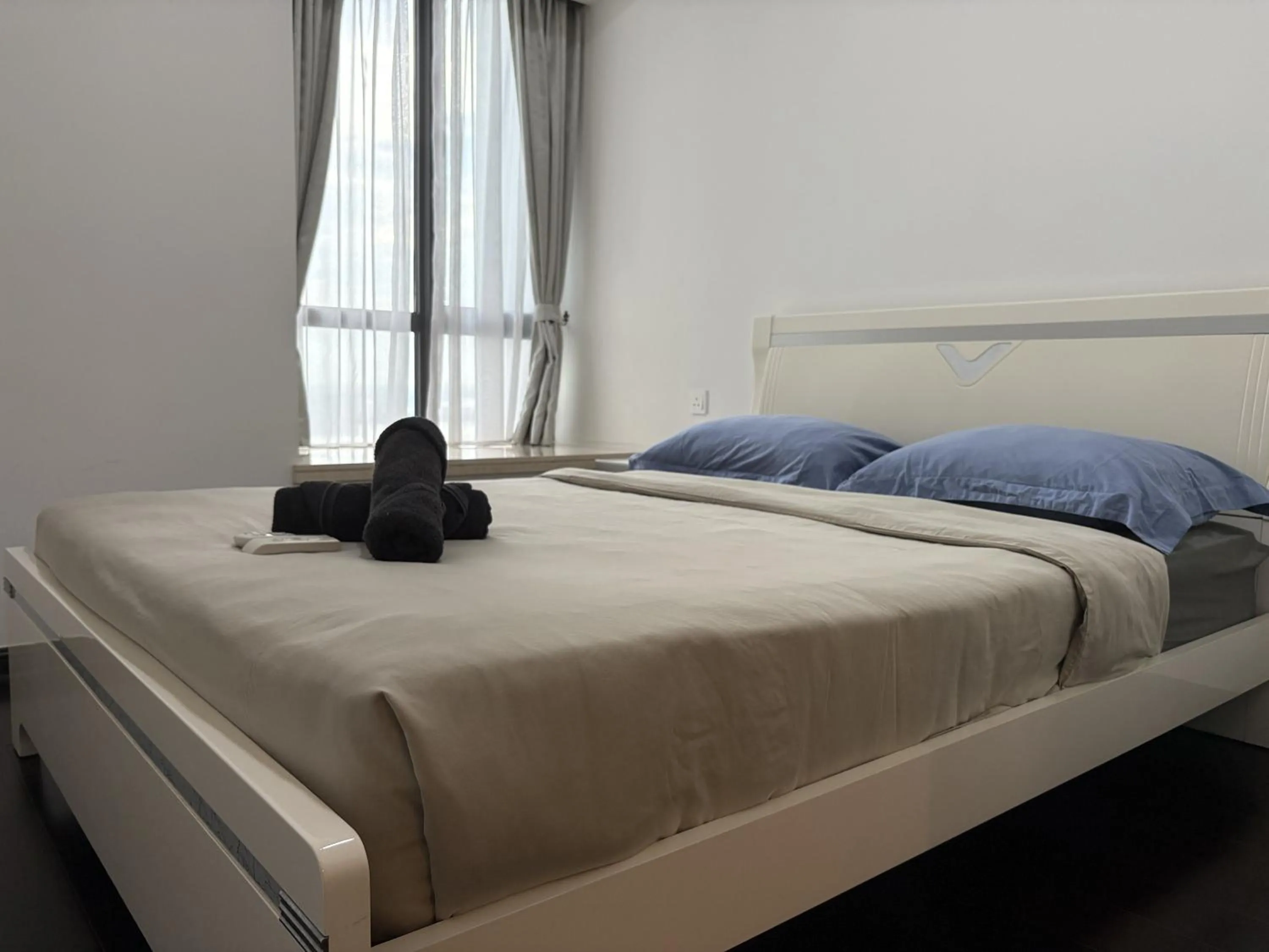 Bed in R&F Princess Cove @ R&F Mall