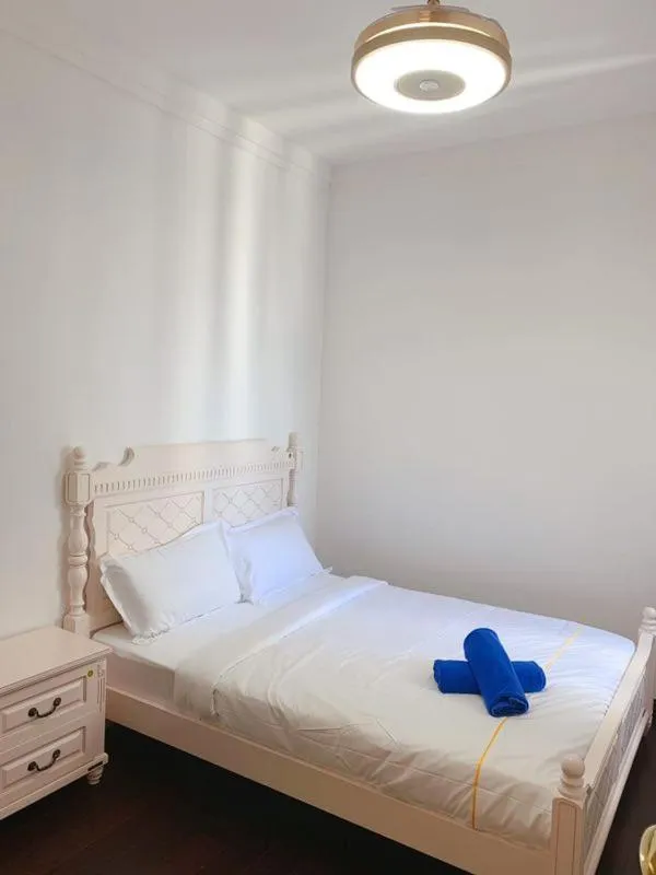 Bed in R&F Princess Cove @ R&F Mall