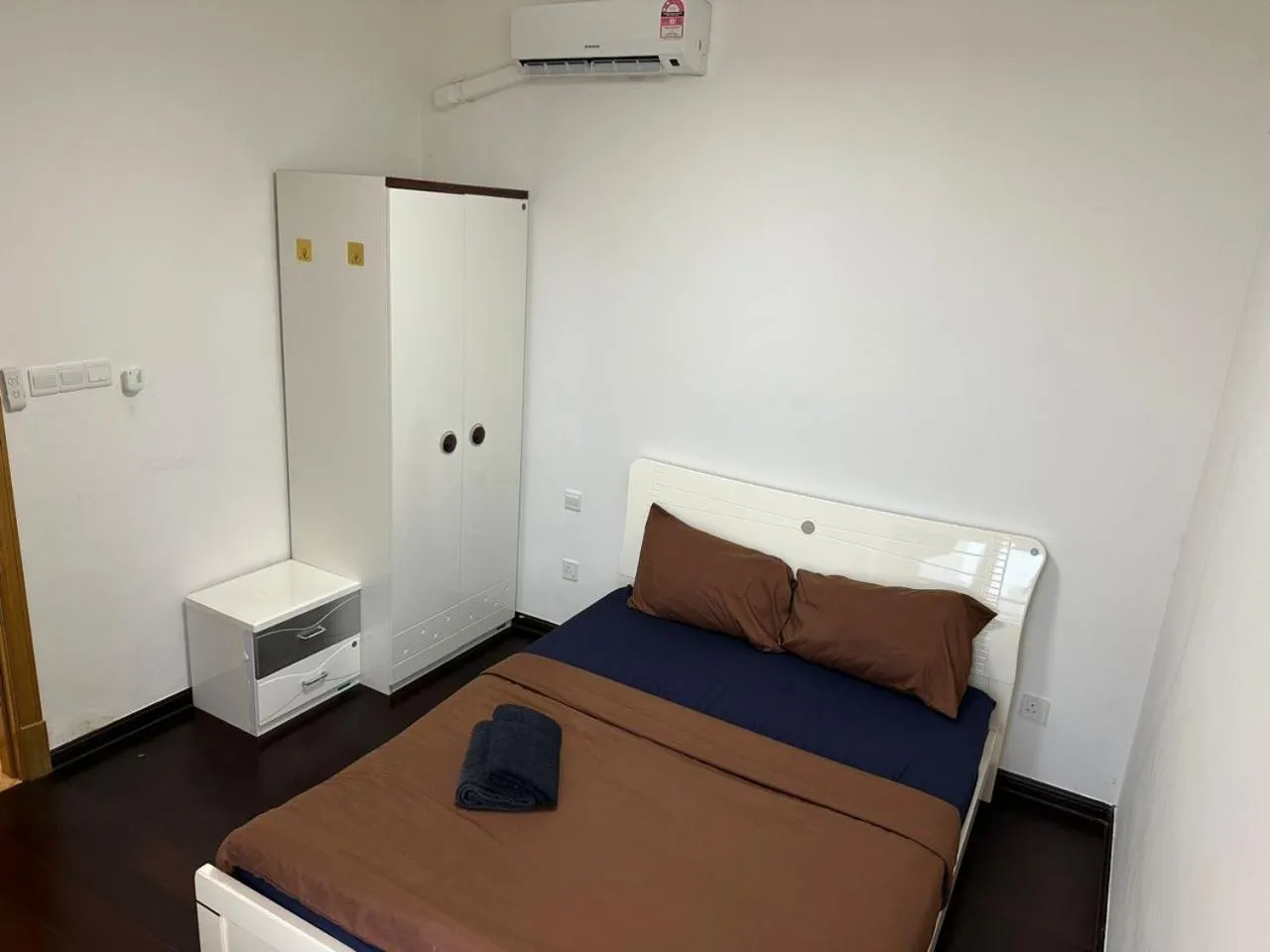 Bed in R&F Princess Cove @ R&F Mall