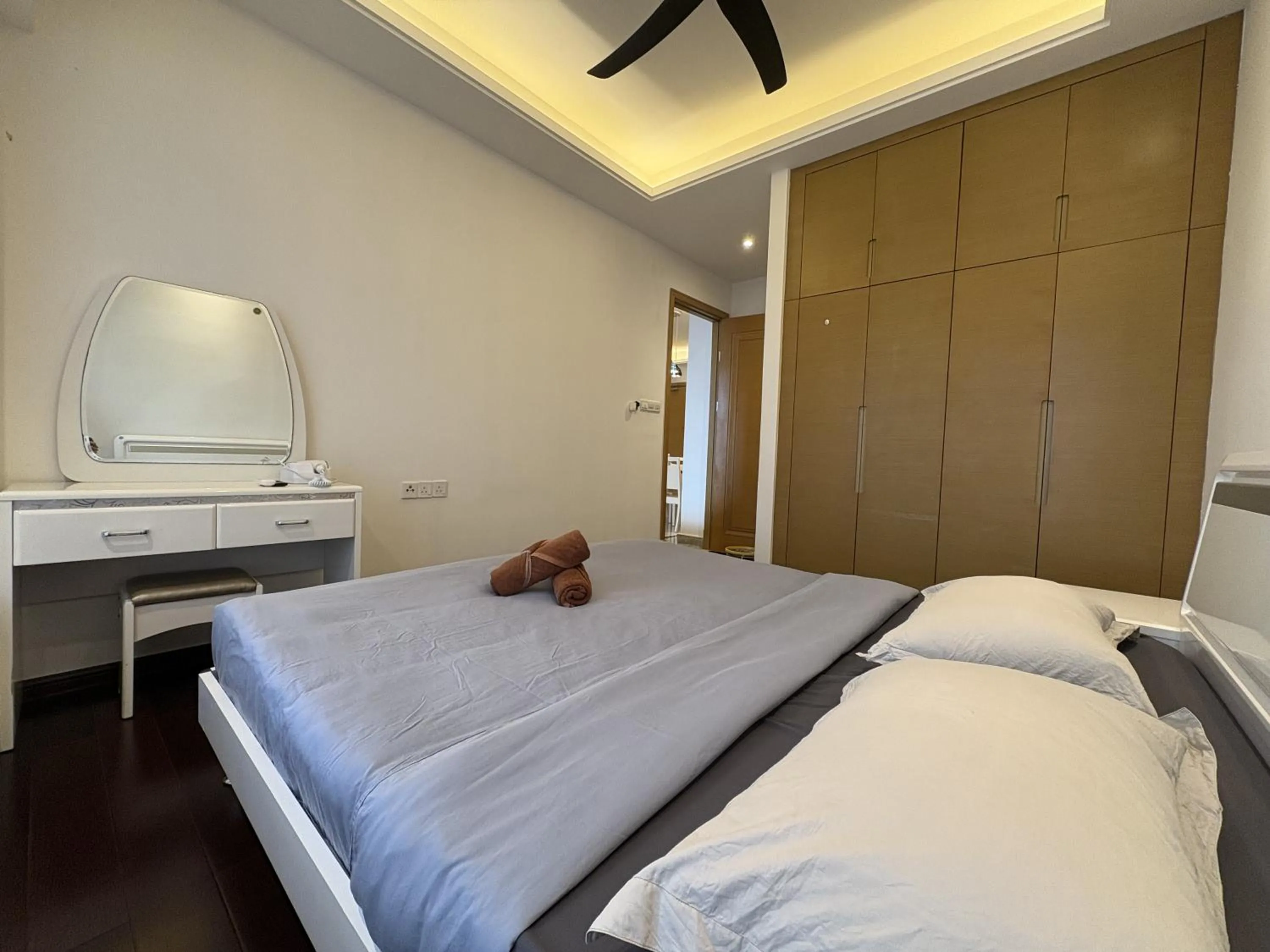 Bed in R&F Princess Cove @ R&F Mall