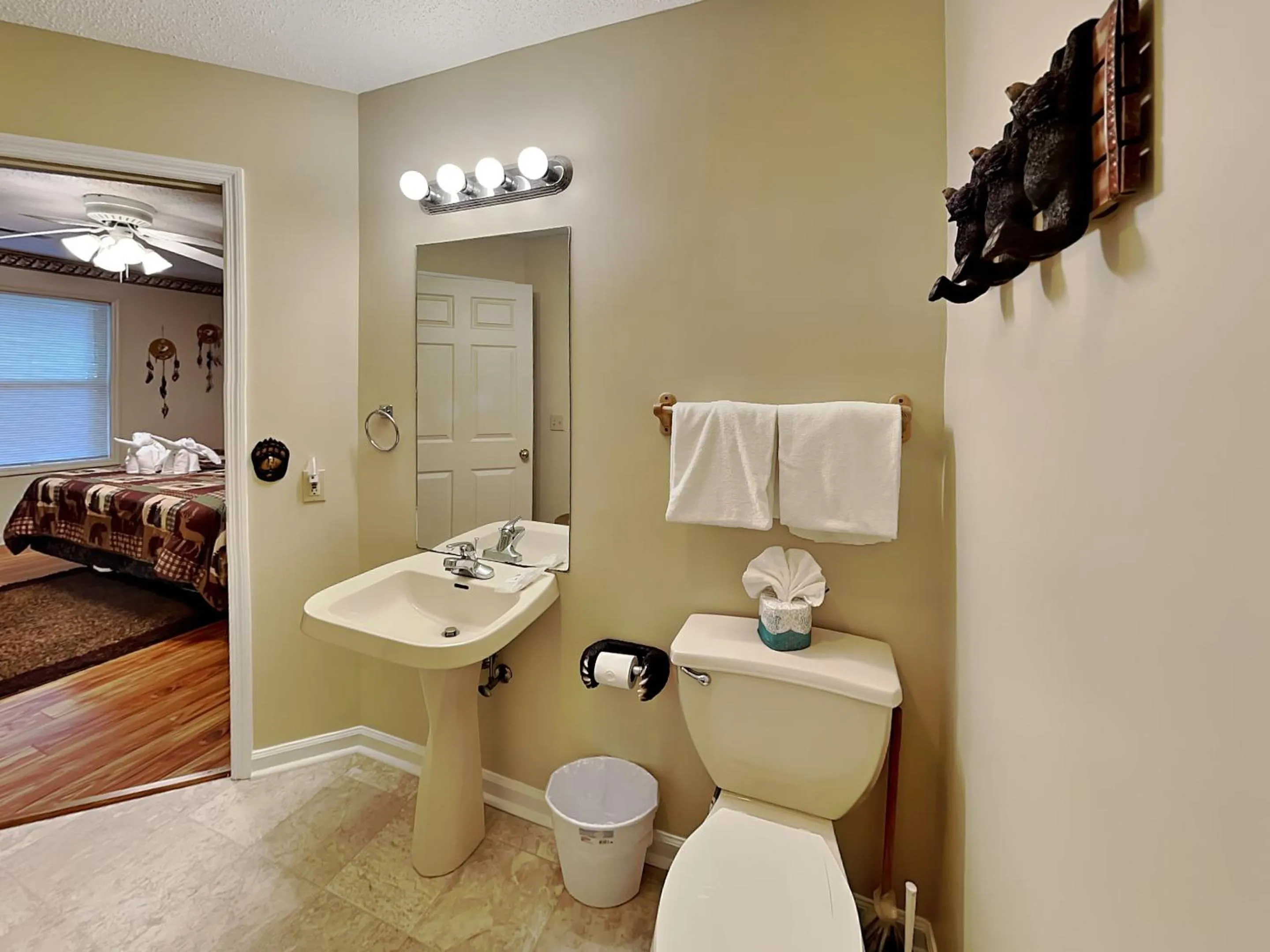 Bed in Mountain Hideaway