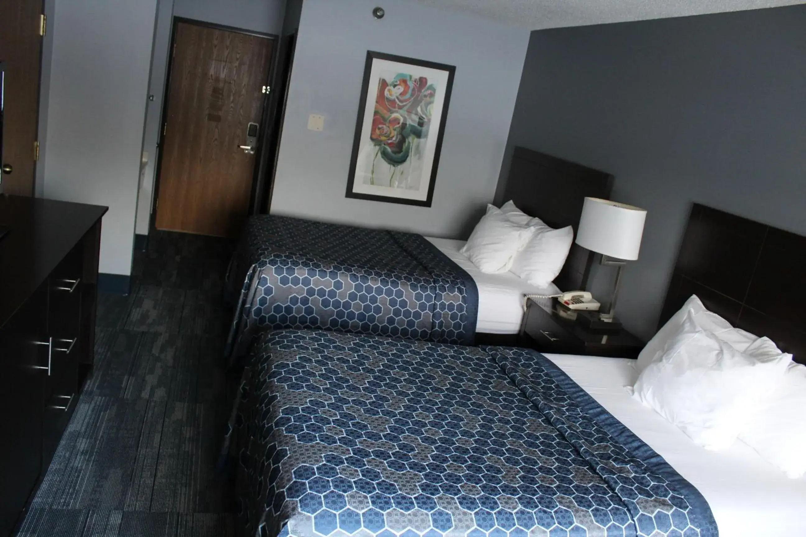Double Room with Two Double Beds in American Inn and Suites Ionia Double Room with Two Double Beds in American Inn and Suites Ionia