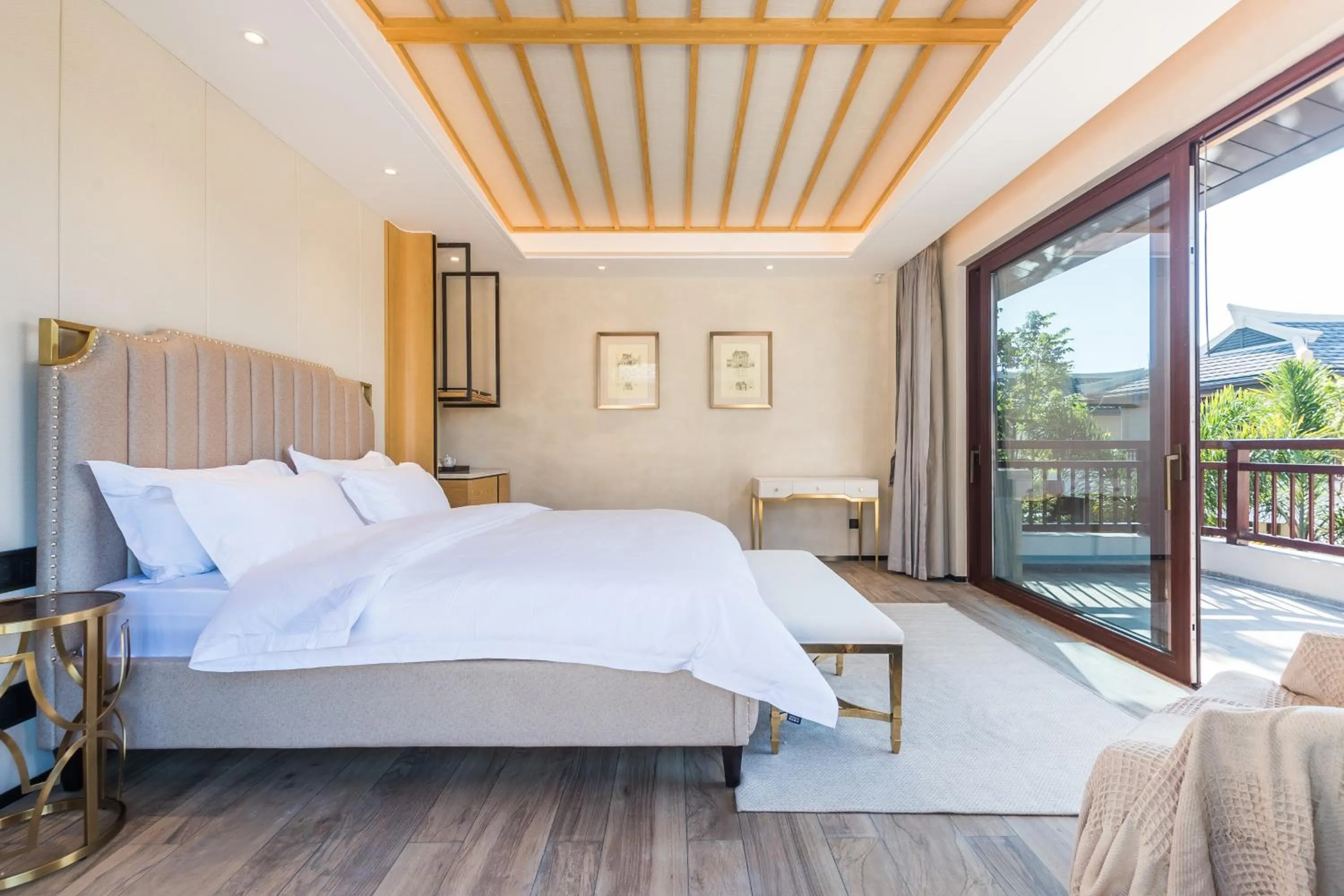 Bed in HaitangBay Loosen Coast Resort Villas