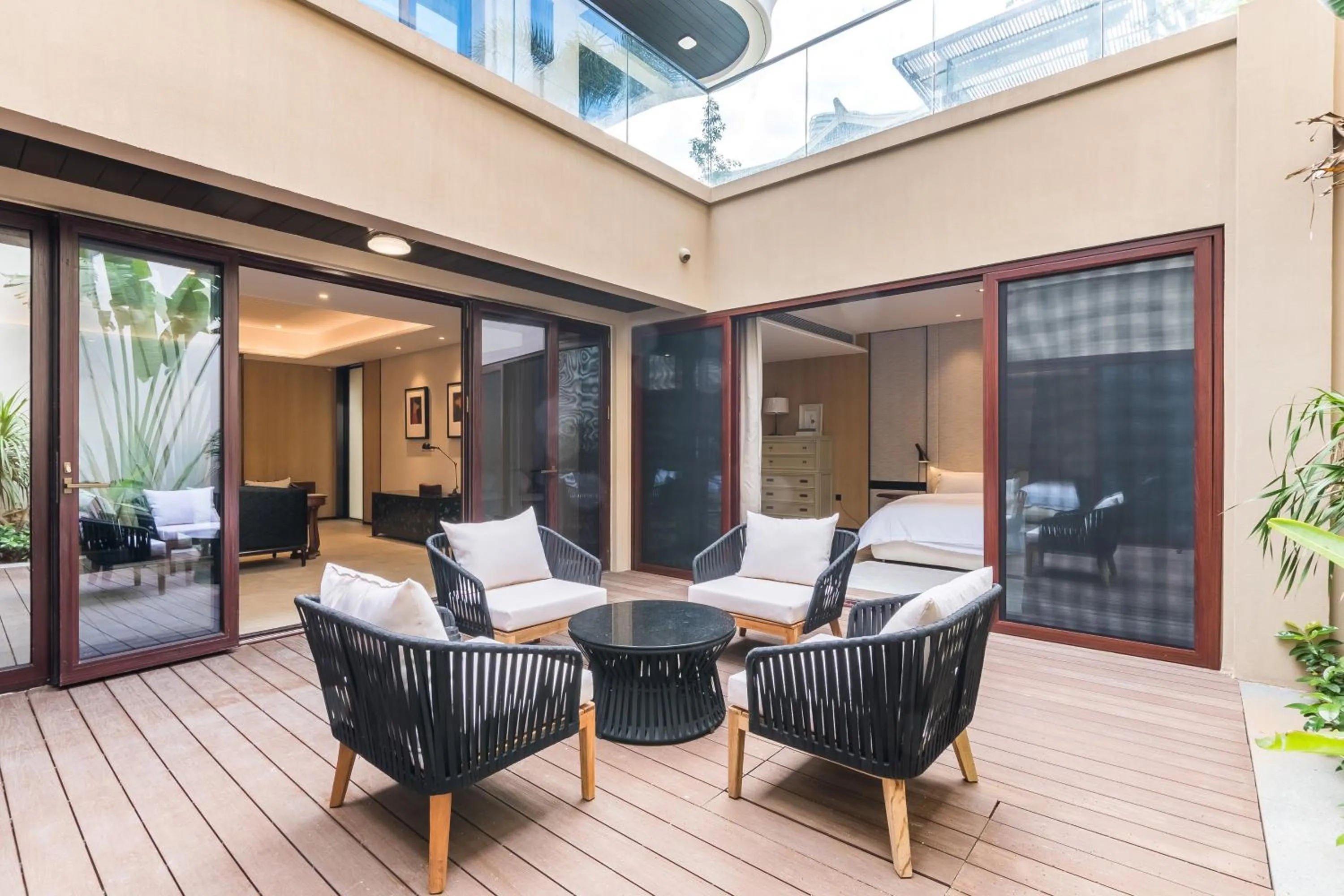 HaitangBay Loosen Coast Resort Villas