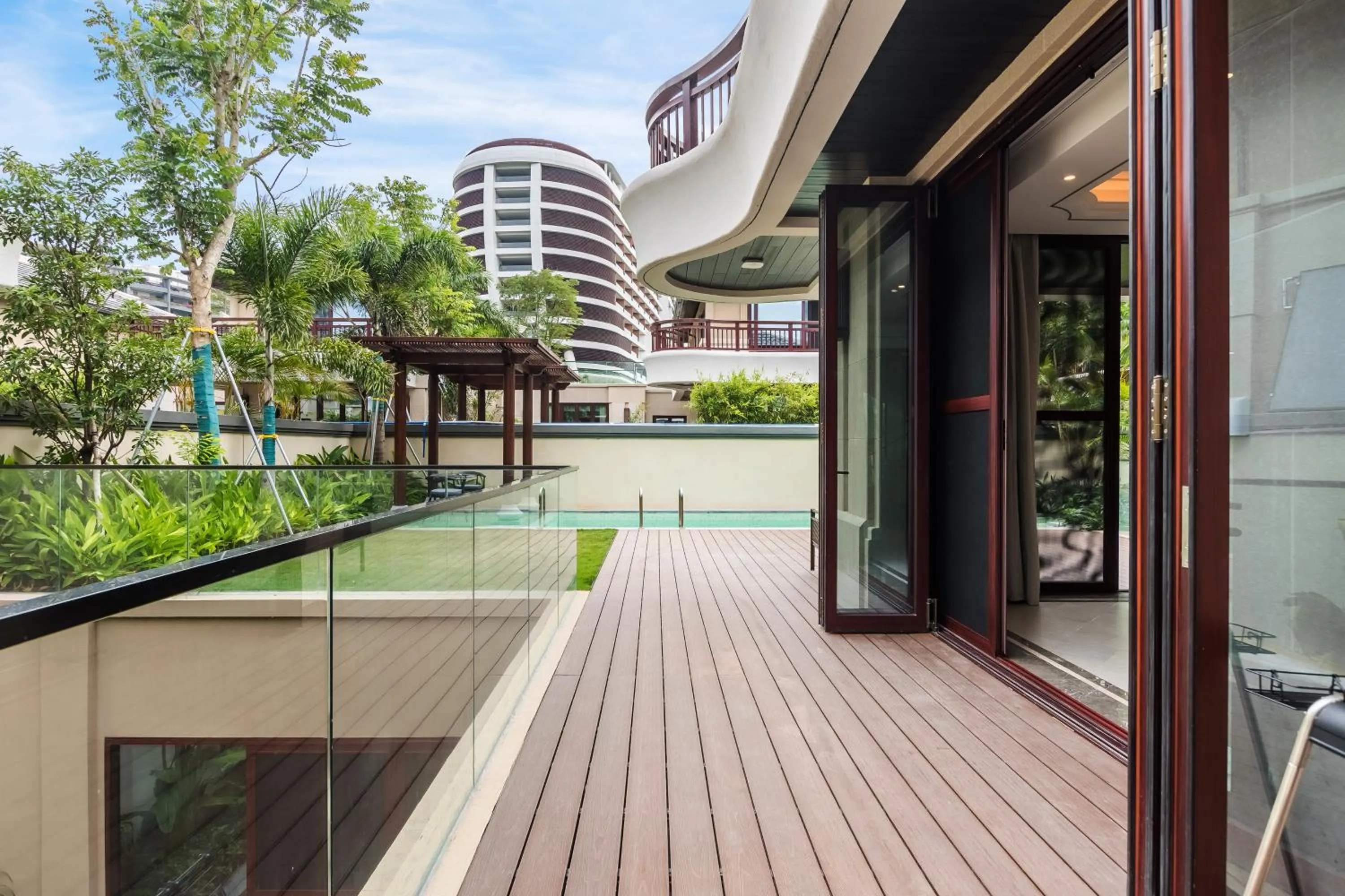 HaitangBay Loosen Coast Resort Villas